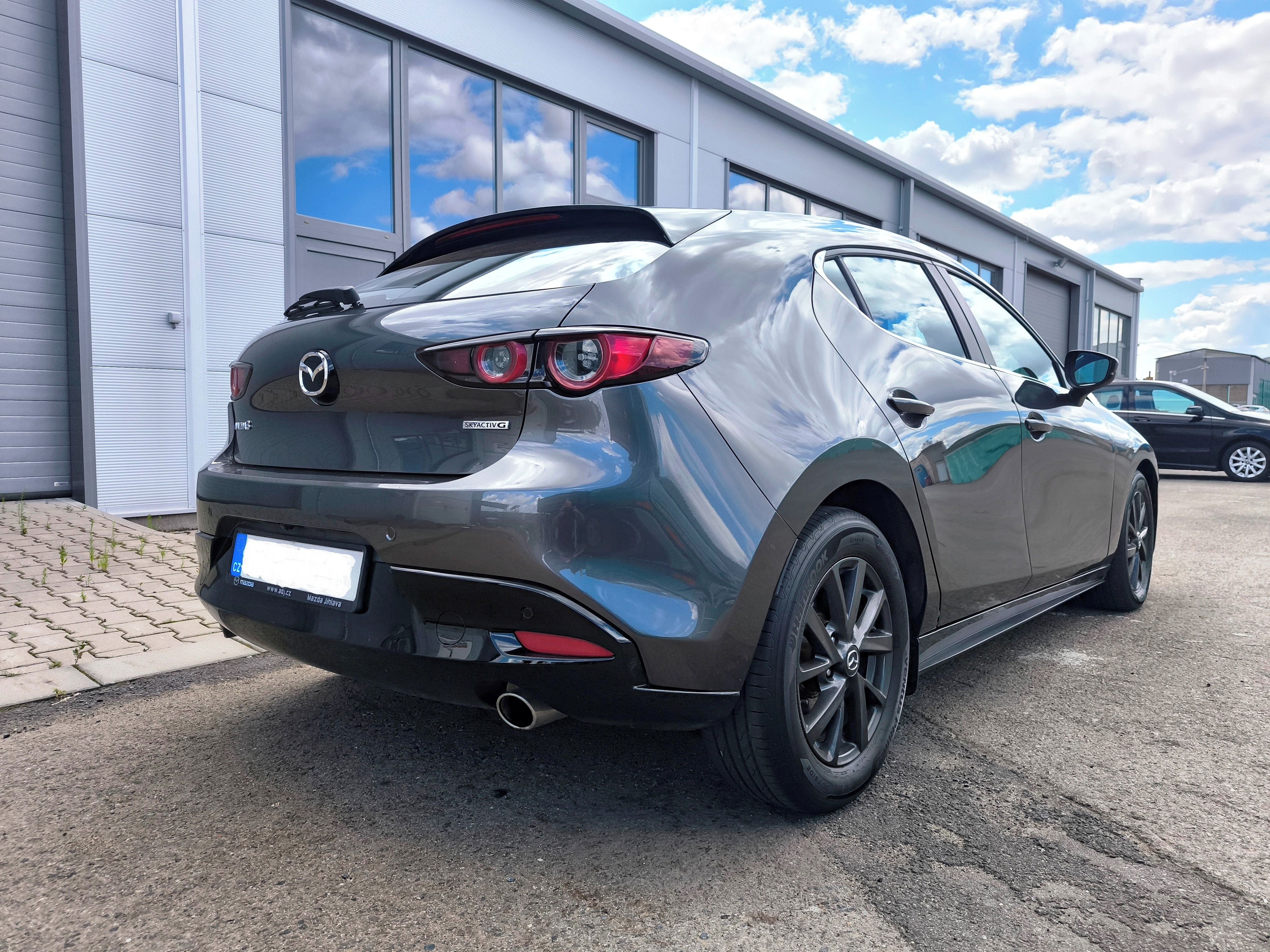 Mazda 3, 2.0SkyACTIVE/90kW * 1. maj, ČR - fotka 6