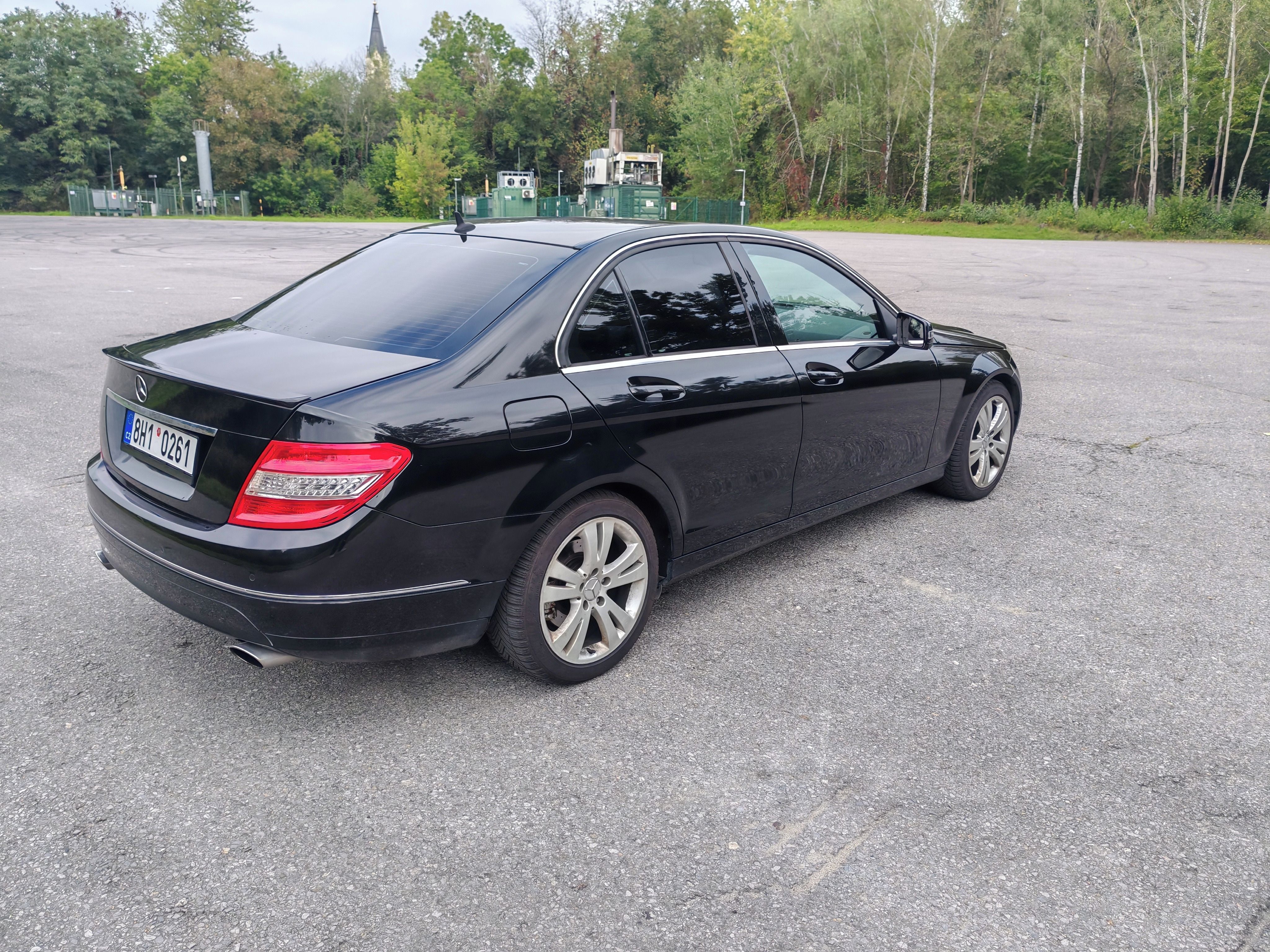 Mercedes-Benz Třídy C, 350 CGI - fotka 5