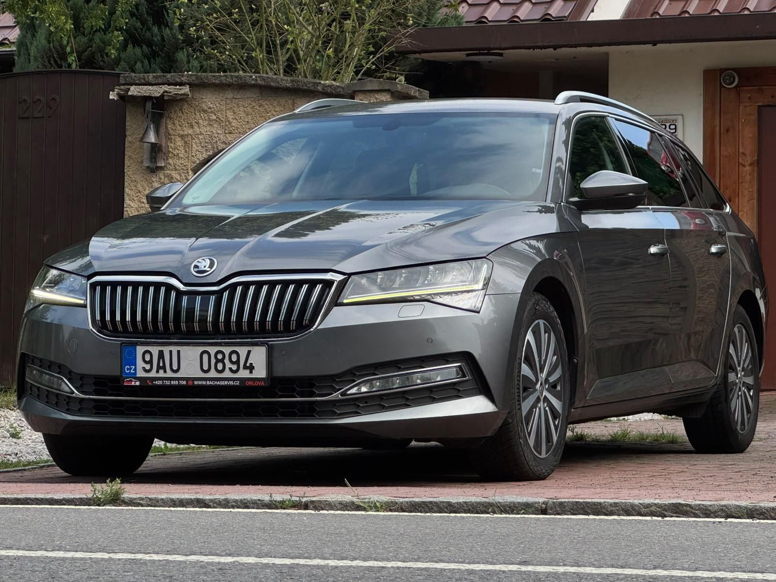 Škoda Superb, 2.0 STYLE 1.MAJ ČR DPH KŮŽE - fotka 3