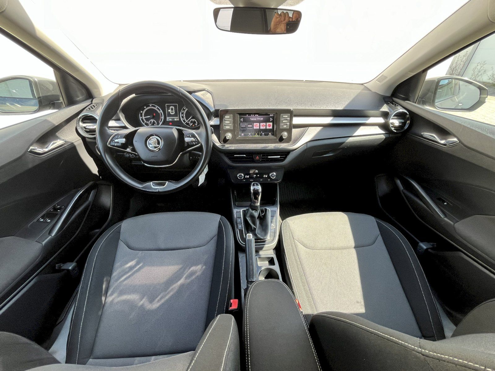 Škoda Fabia, AMBITION 1.0TSi 81kW DSG A7F - fotka 5