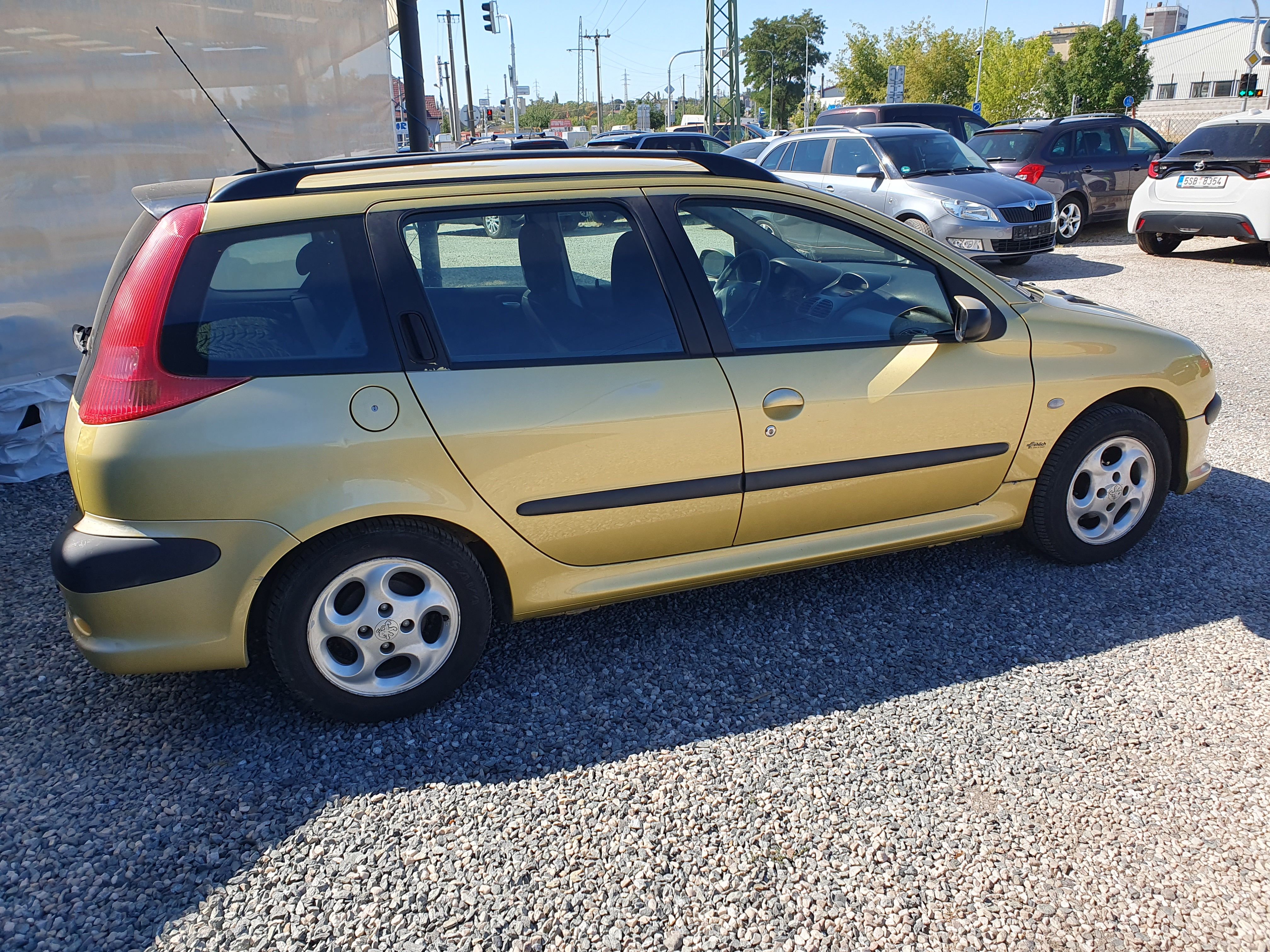 Peugeot 206, 1.4 55 KW - fotka 2