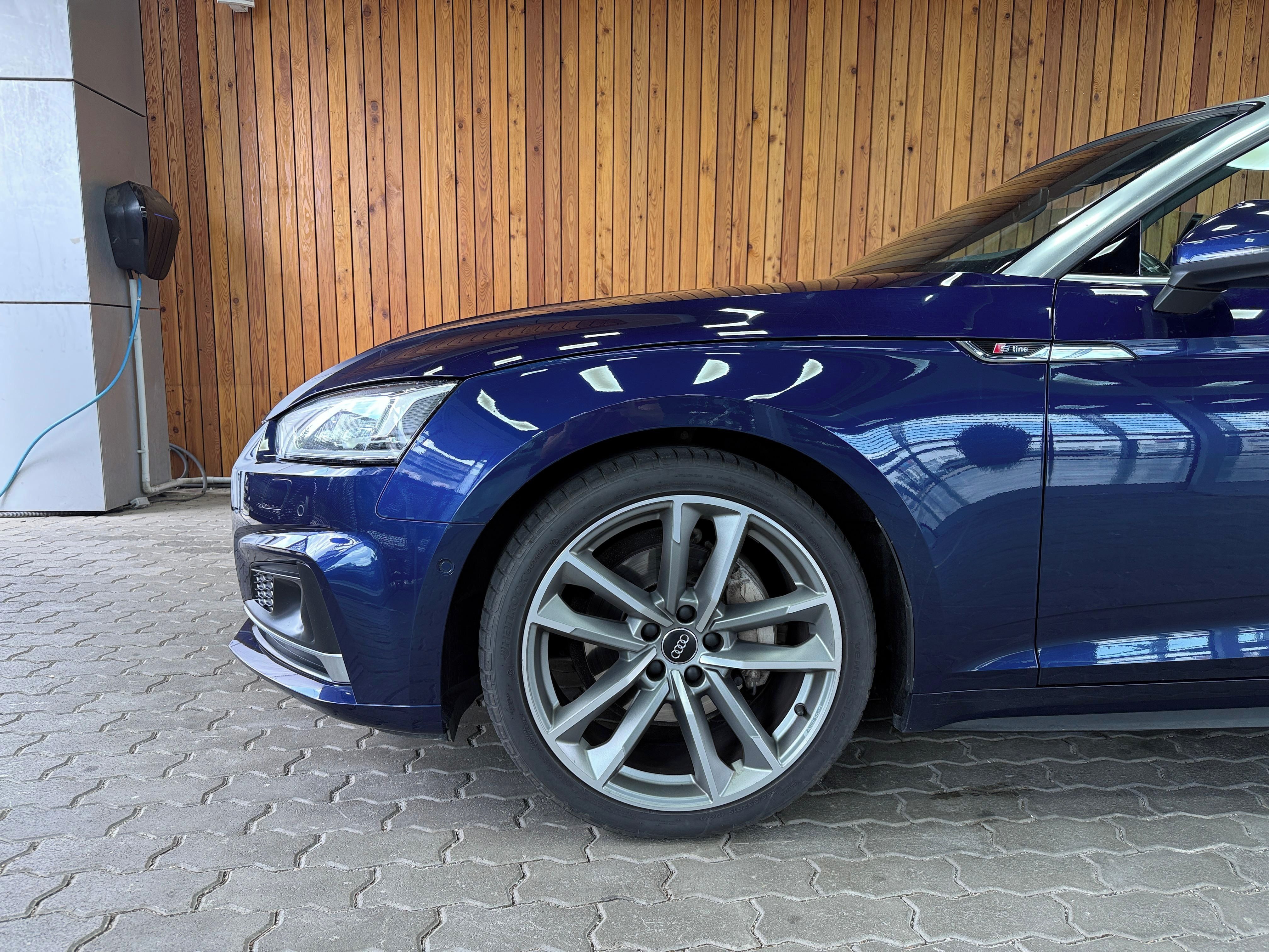 Audi A5, 40 tdi Cabrio Sline Tažné - fotka 6