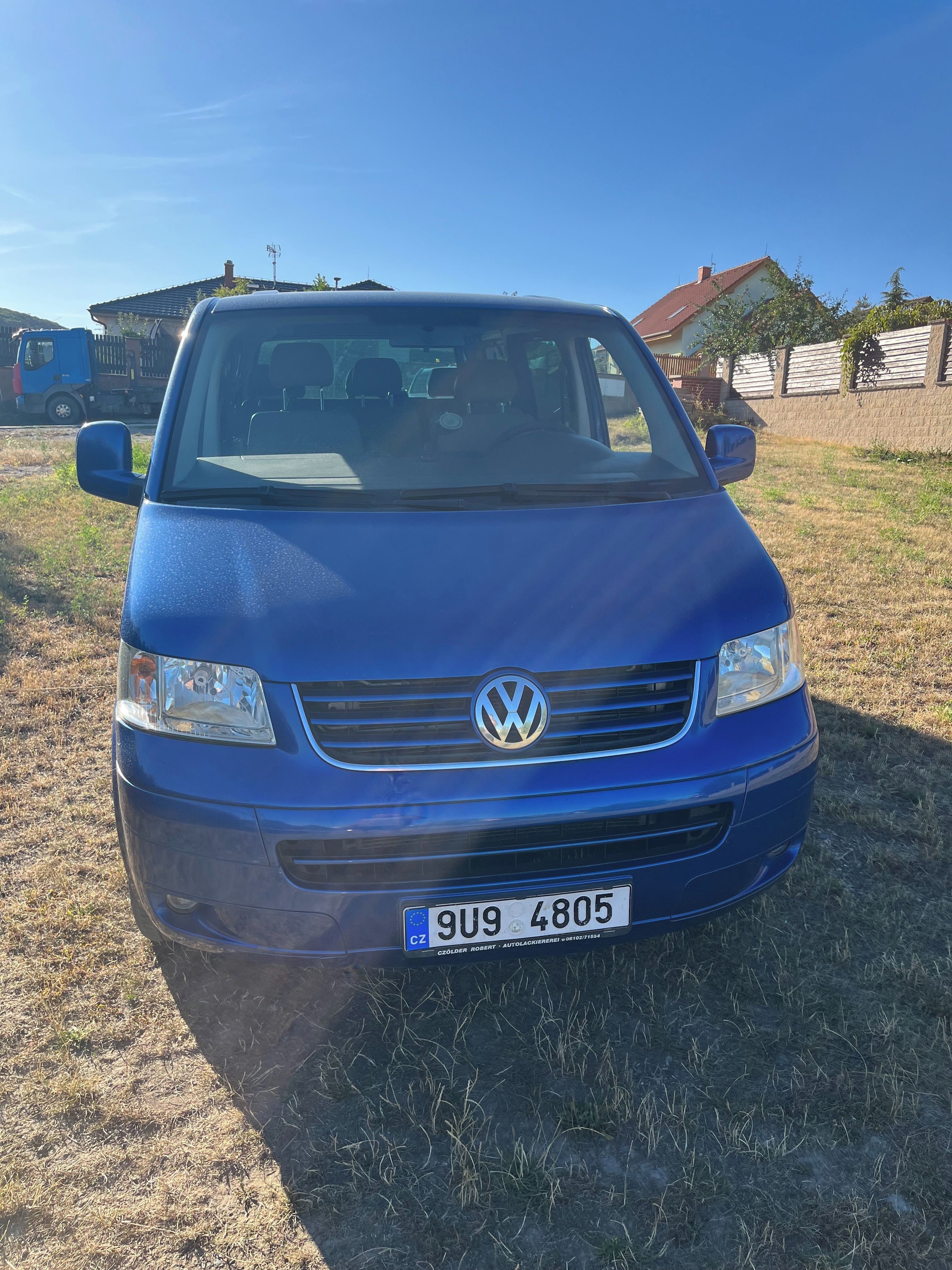 Volkswagen Caravelle, VW T5 8míst, 4x4, tažné2,5t - fotka 6