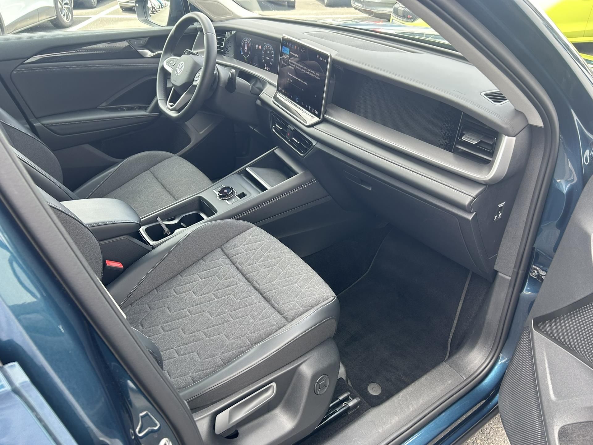 Volkswagen Tayron, 1.5eTSI 110kW DSG 7 míst - fotka 5