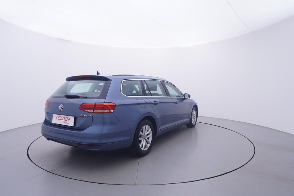 Volkswagen Passat Variant, Comfortline 1.6 TDI 88 kW - fotka 5