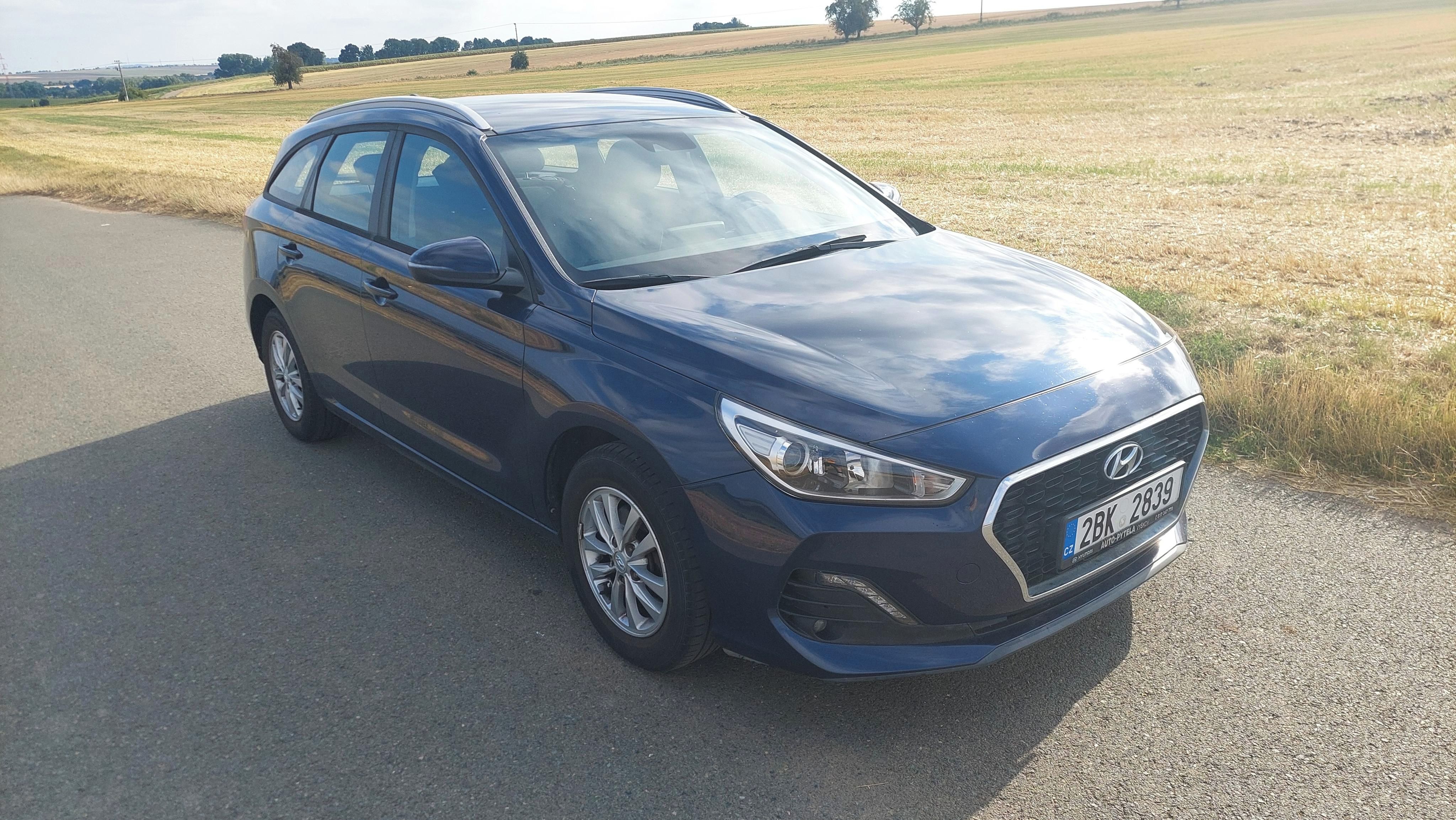 Hyundai i30, Hyundai i30 kombi 1,4 73kw - fotka 2