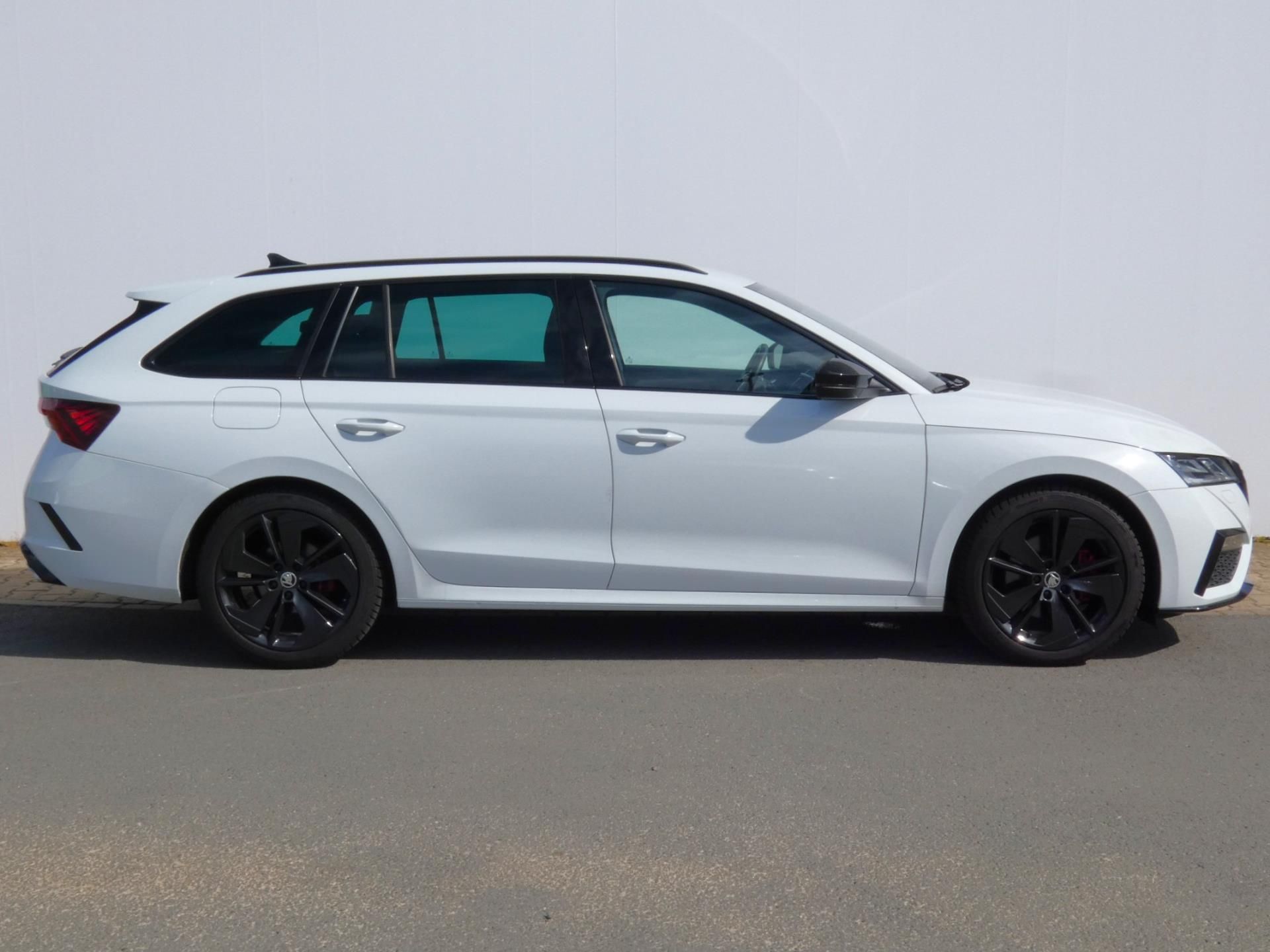 Škoda Octavia, Combi RS 2.0 TDI 147KW 4x4 - fotka 3