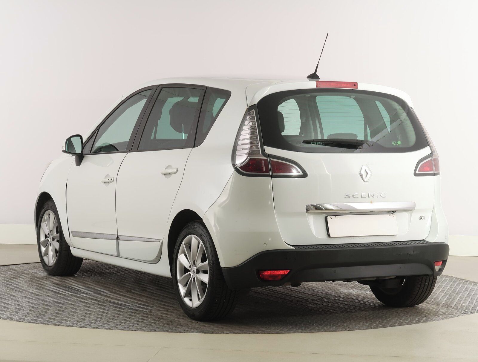 Renault Scénic, 1.5 dCi, Kožené sedačky - fotka 4