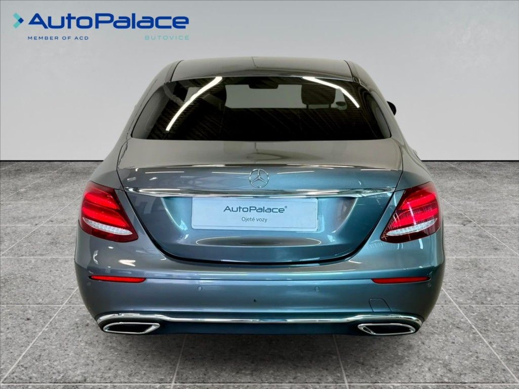 Mercedes-Benz Třídy E, 2,0 220D TOP STAV 143kW - fotka 5