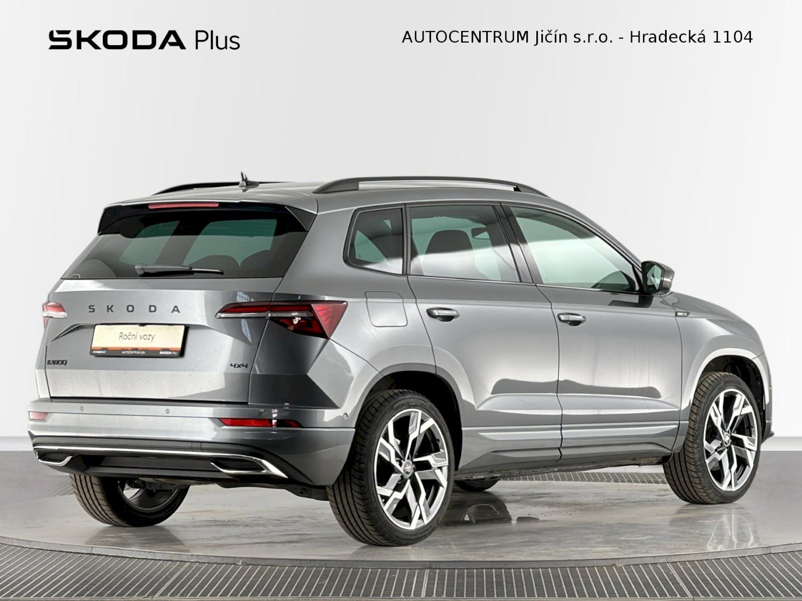 Škoda Karoq, DSG 2.0TDI 110kW 4x4 SportLine - fotka 2