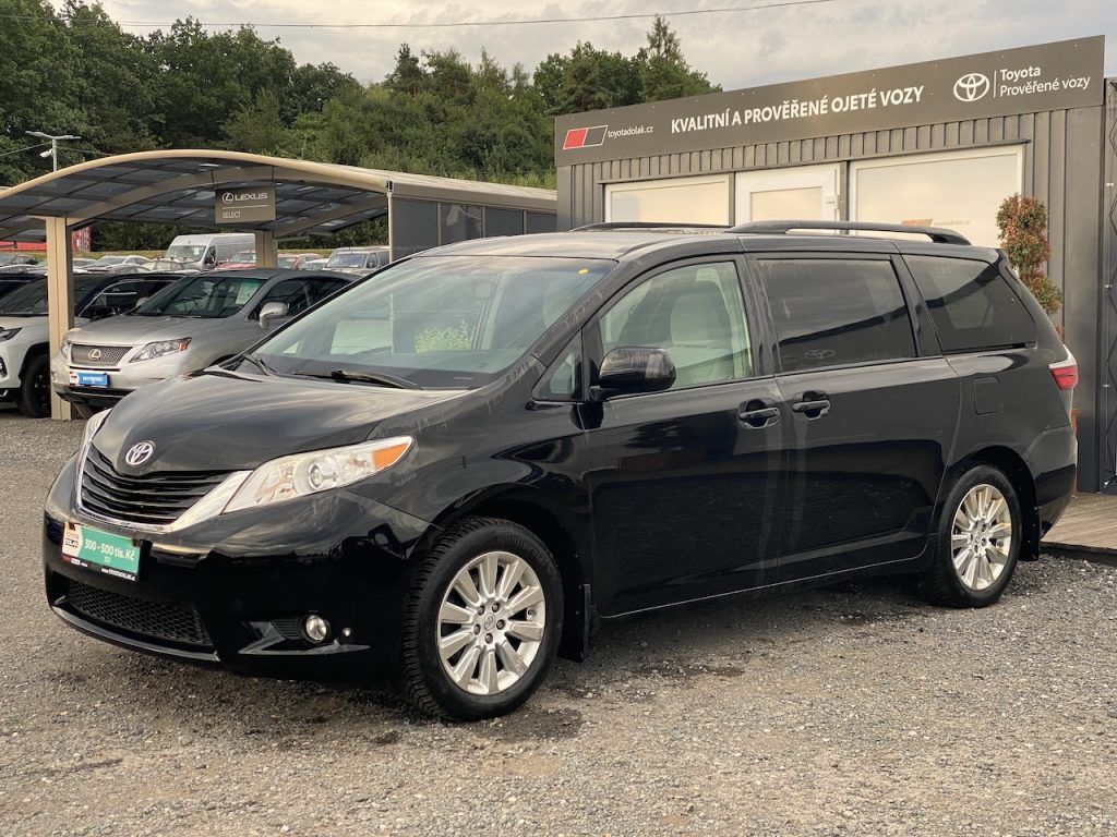 Toyota Sienna, 3.5 V6 4x4 automat, nová STK - fotka 3