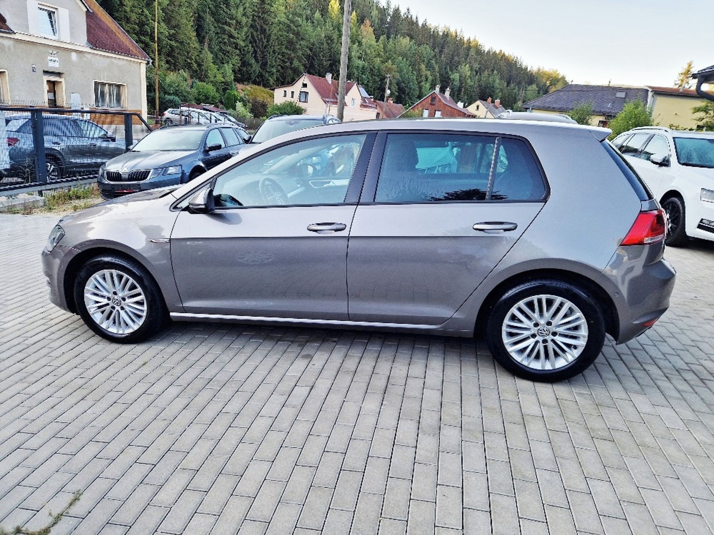 Volkswagen Golf, 1.4 TSi (92 kW), CUP - fotka 5