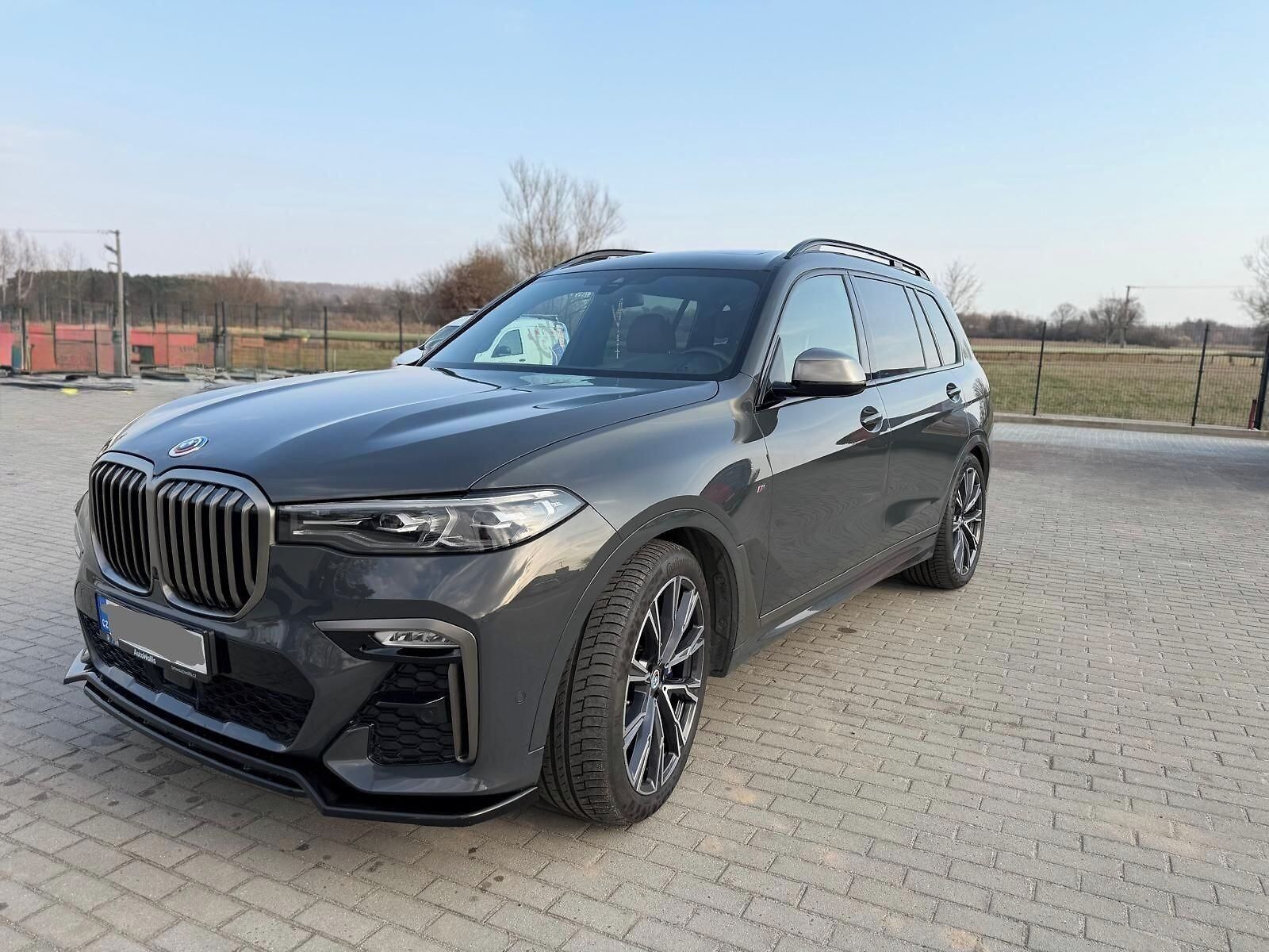 BMW X7 - fotka 3