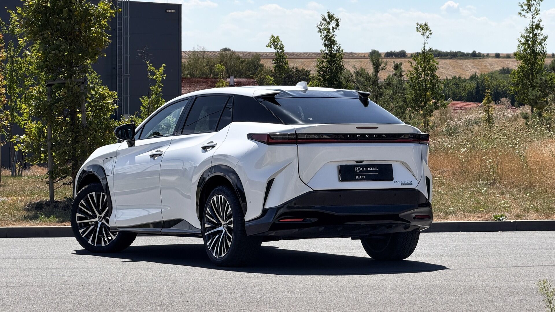 Lexus RZ 450e, 450e LUXURY TOP PANORAMIC - fotka 6