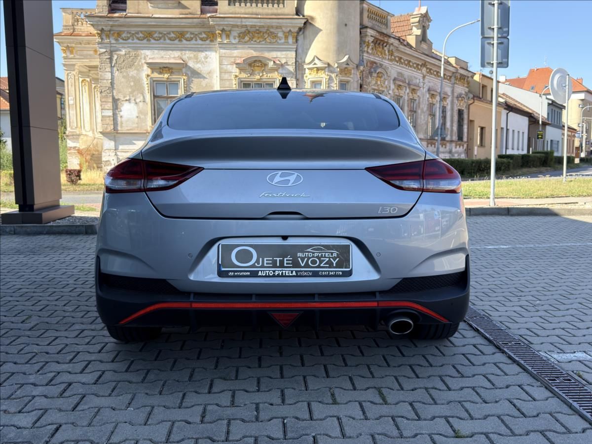 Hyundai i30, 1,5 T-GDi MHEV MT  Fastback N - fotka 6