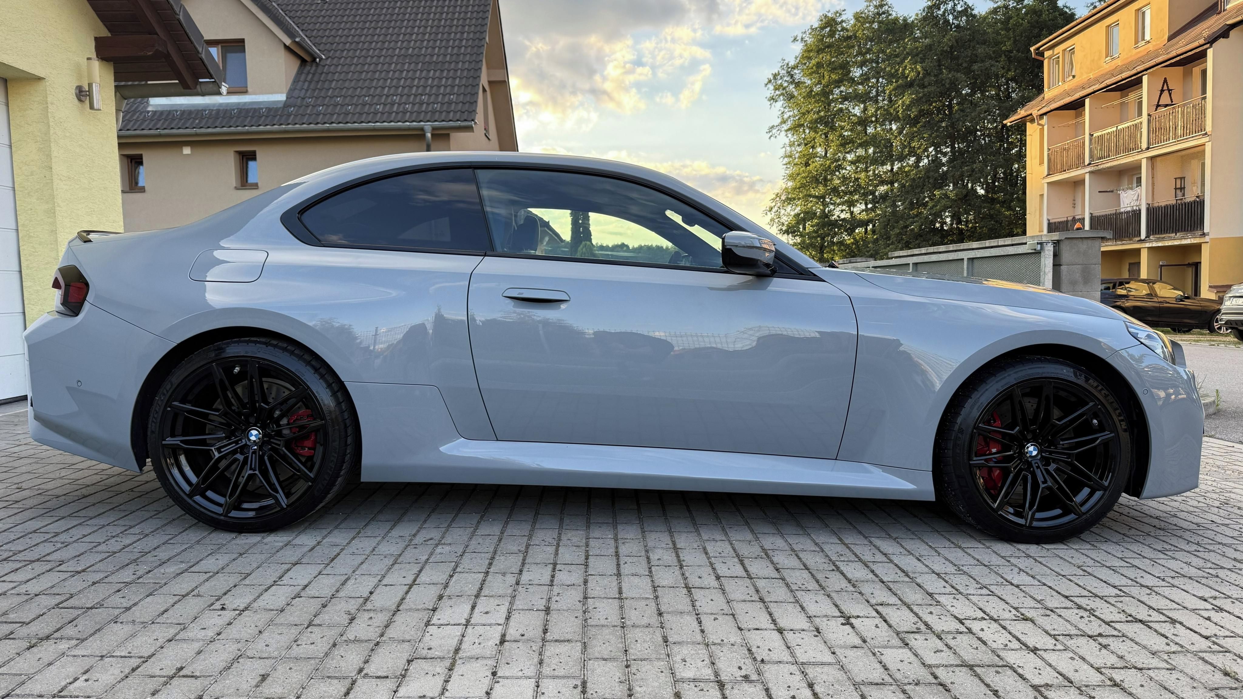 BMW M2, G87, TOP STAV, CZ, servisováno - fotka 4