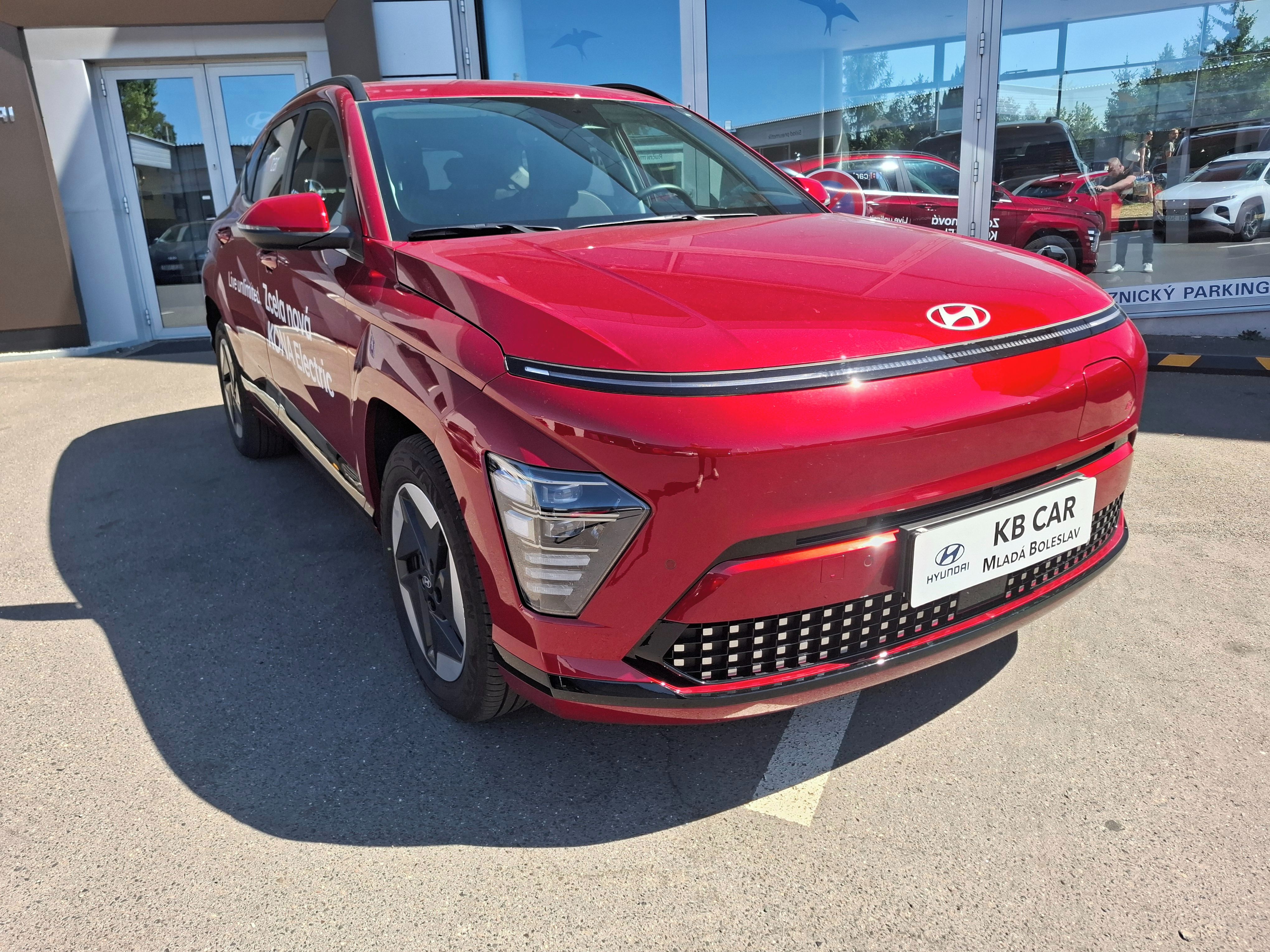 Hyundai Kona, EV 64,8kWh CZECH EDITION - fotka 2