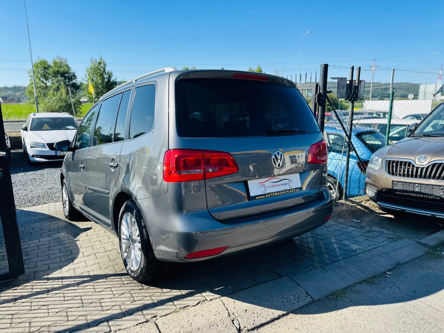 Volkswagen Touran, 2.0TDi WEBASTO,NAVI,SERVIS - fotka 4