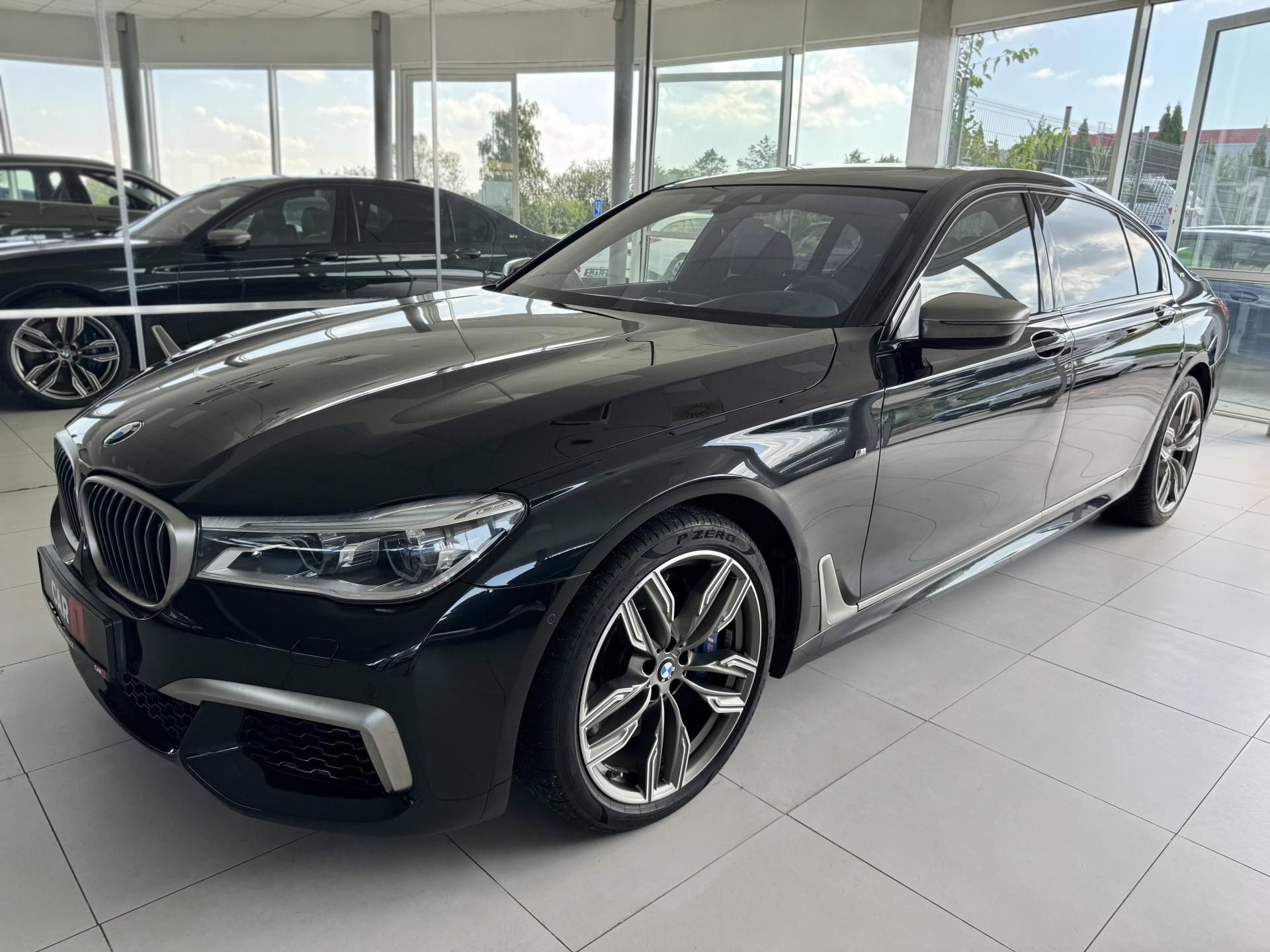 BMW Řada 7, M760 Li xDrive*Nový Motor*DPH - fotka 2
