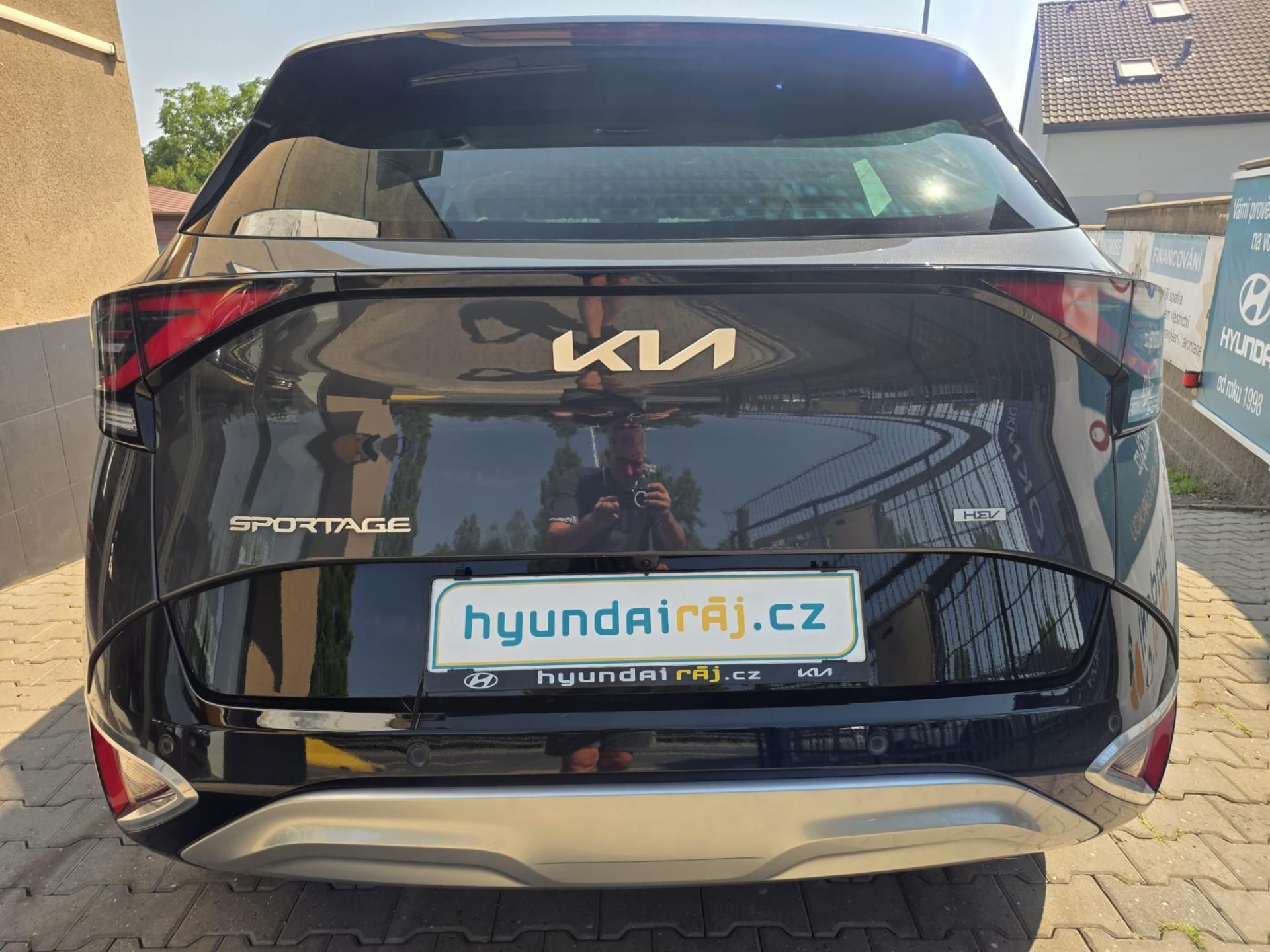 Kia Sportage, 1.6-HEV-V ZÁRUCE-NÍZKÉ KM - fotka 6
