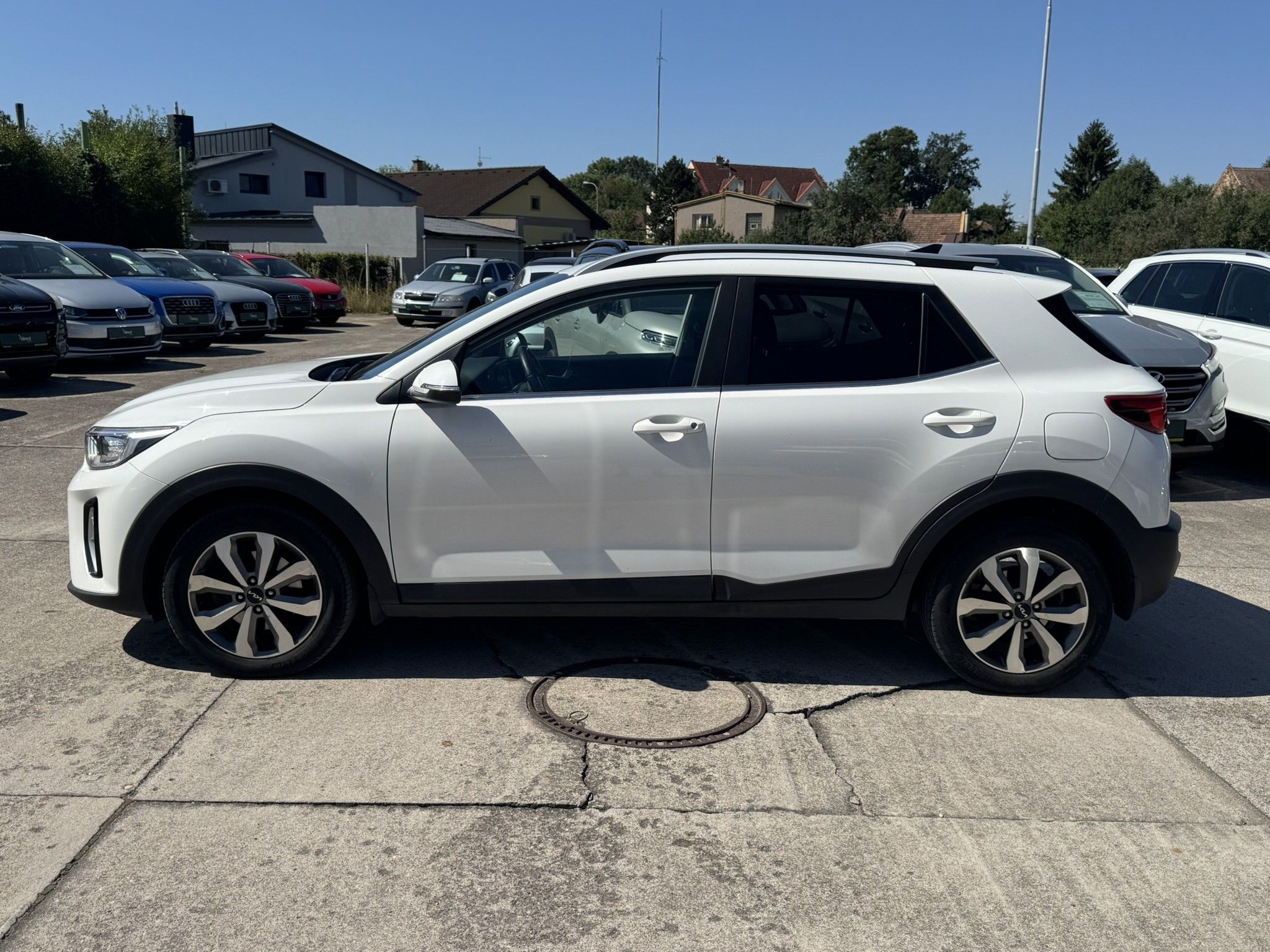 Kia Stonic, 1.0 T-GDI 74 kW TOP - fotka 3