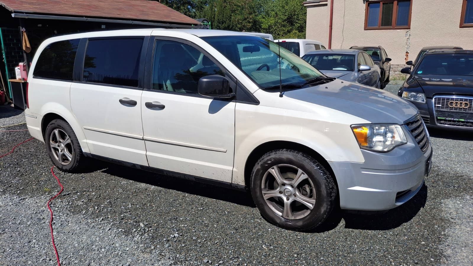 Chrysler Town & Country, LPG tažné automat 7 míst 3.3V6 - fotka 4