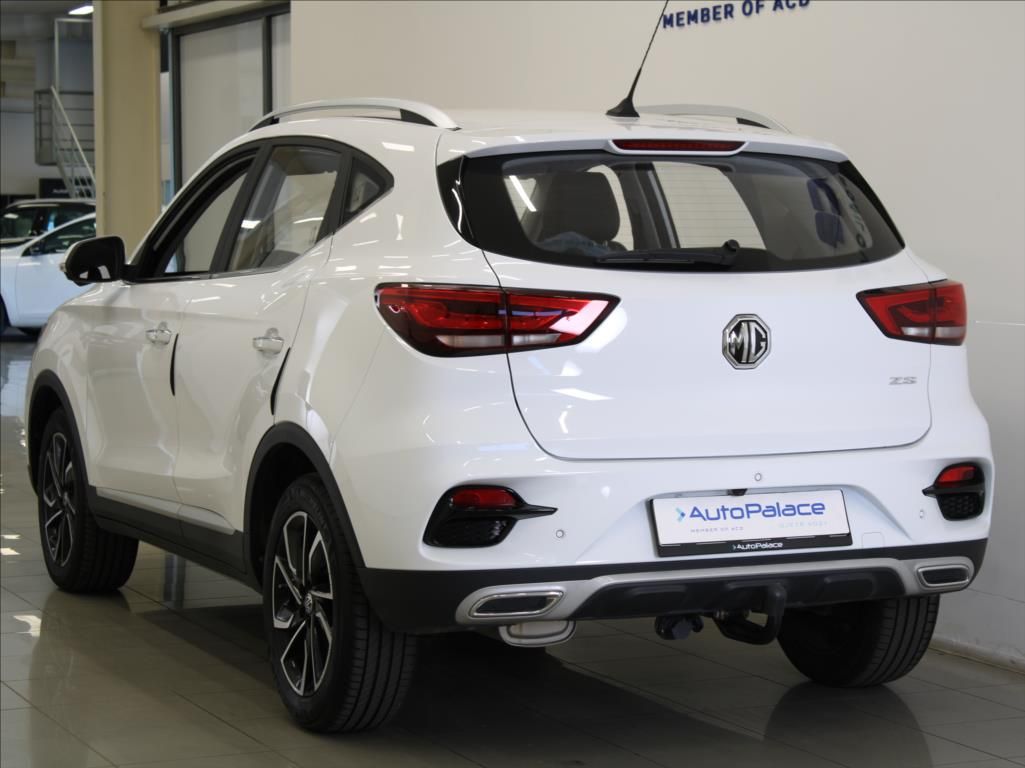 MG ZS, 1,0 TGI 82kW AT Excusive ČR - fotka 3