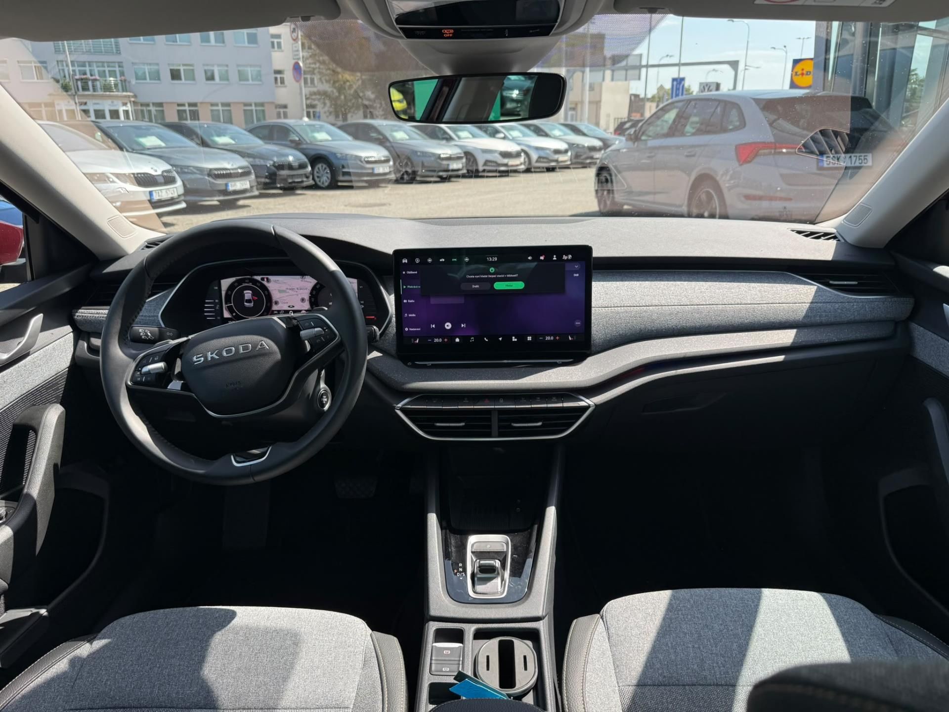 Škoda Octavia, Top Selection 1.5 TSI 110kw DS - fotka 5