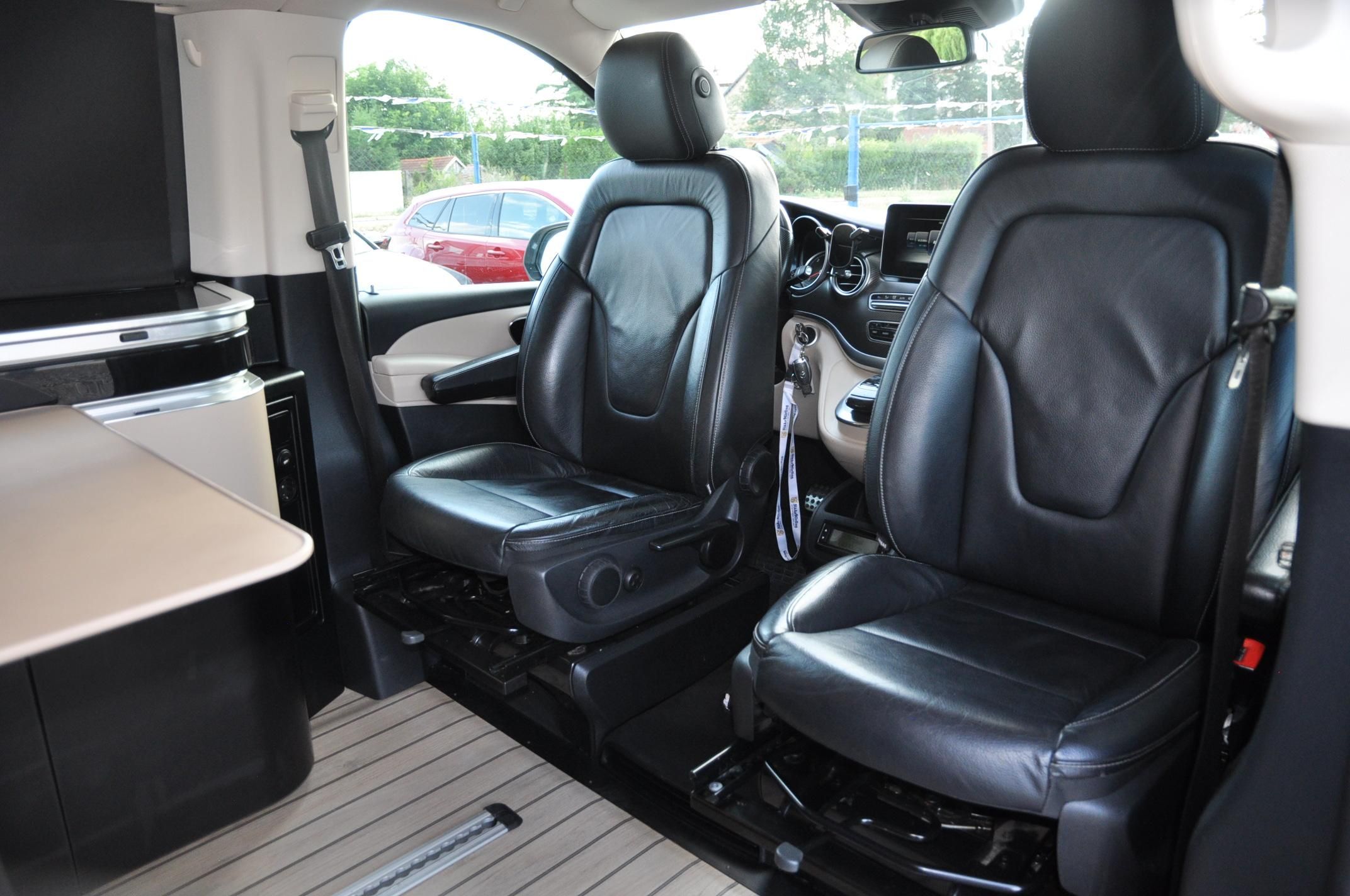 Mercedes-Benz Třídy V, V 250d 4x4 Marco Polo 6.míst - fotka 6