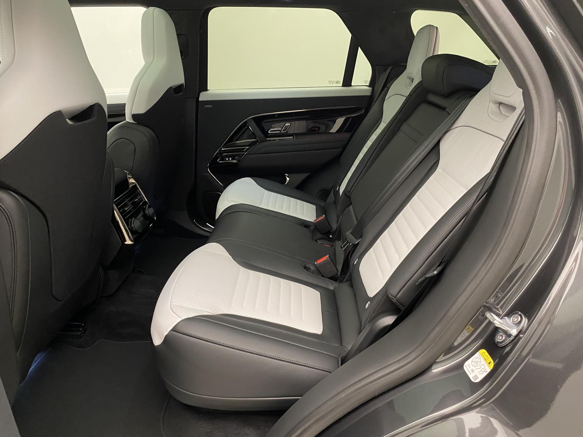 Land Rover Range Rover Sport, P635 SV AWD AUT - fotka 6