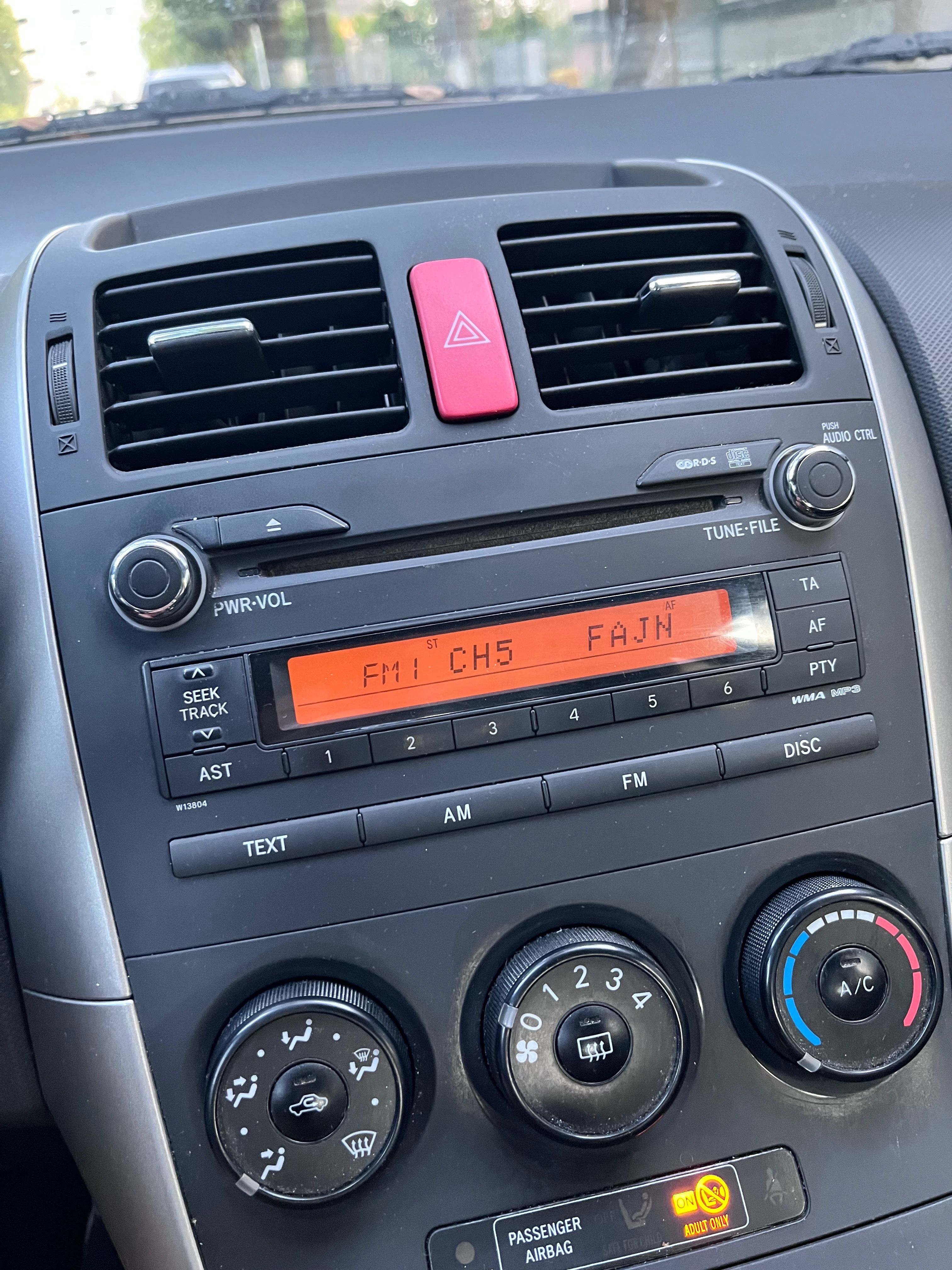 Toyota Auris - fotka 6