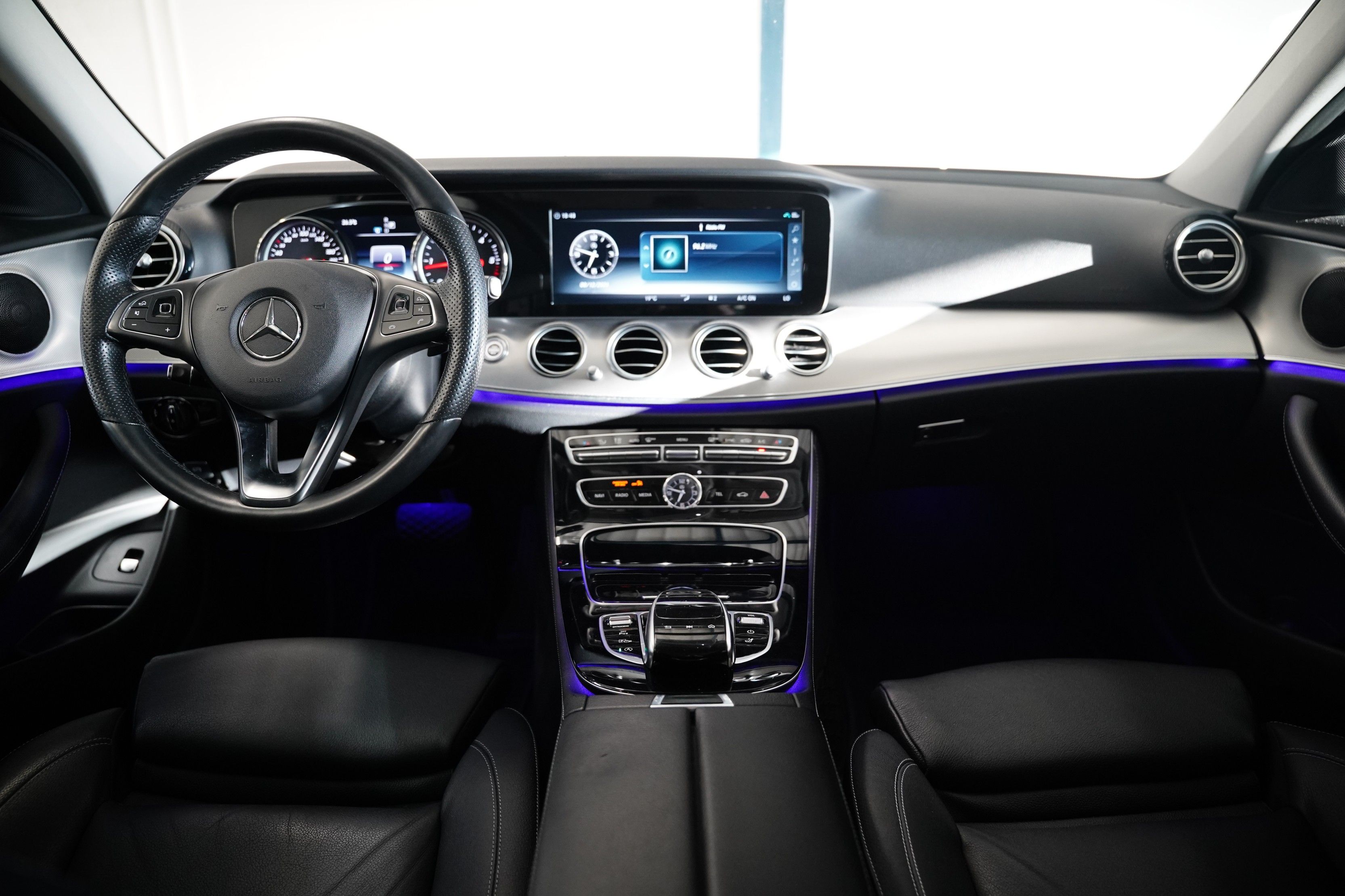 Mercedes-Benz Třídy E, 220d 143 kW AUT - fotka 5