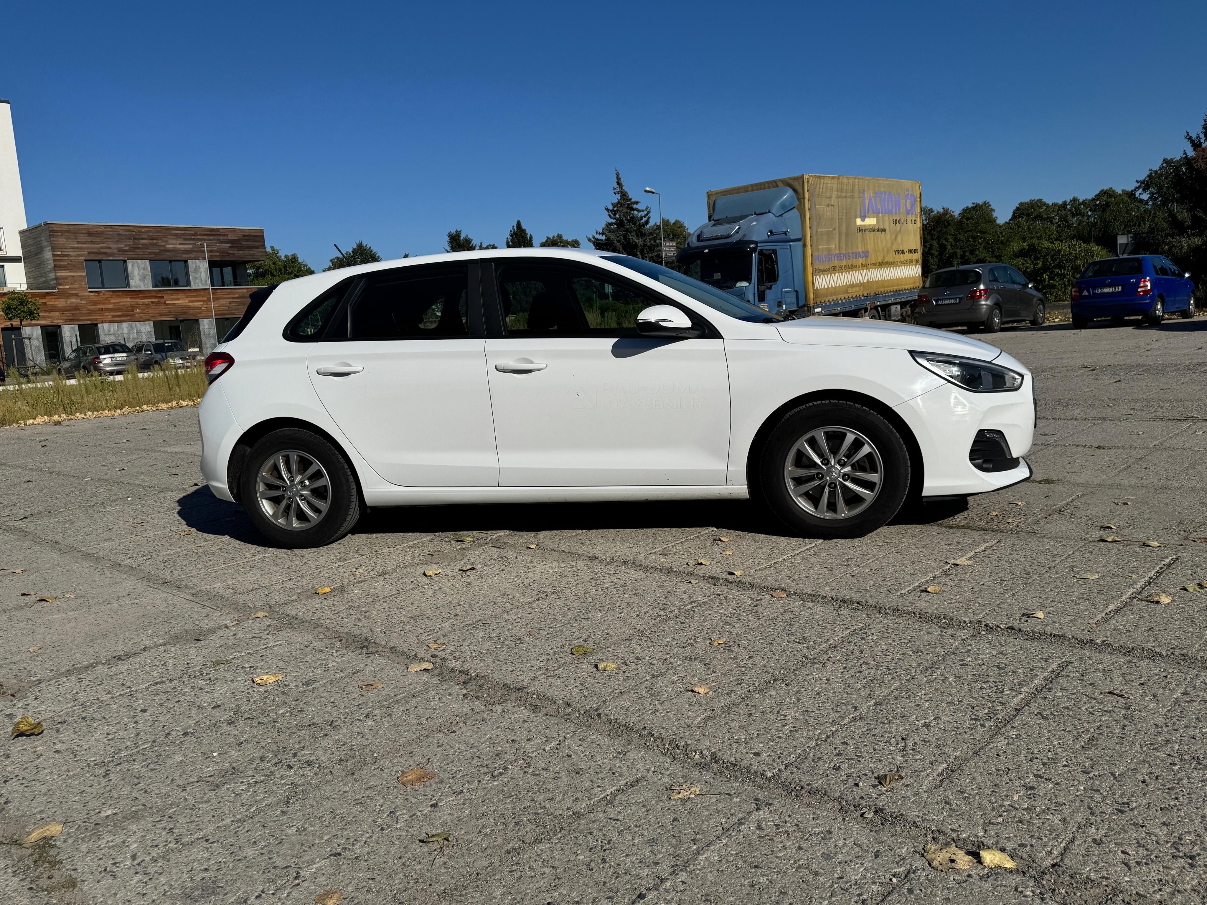 Hyundai i30, 1.4 Benzin , ODPOČET DPH - fotka 4