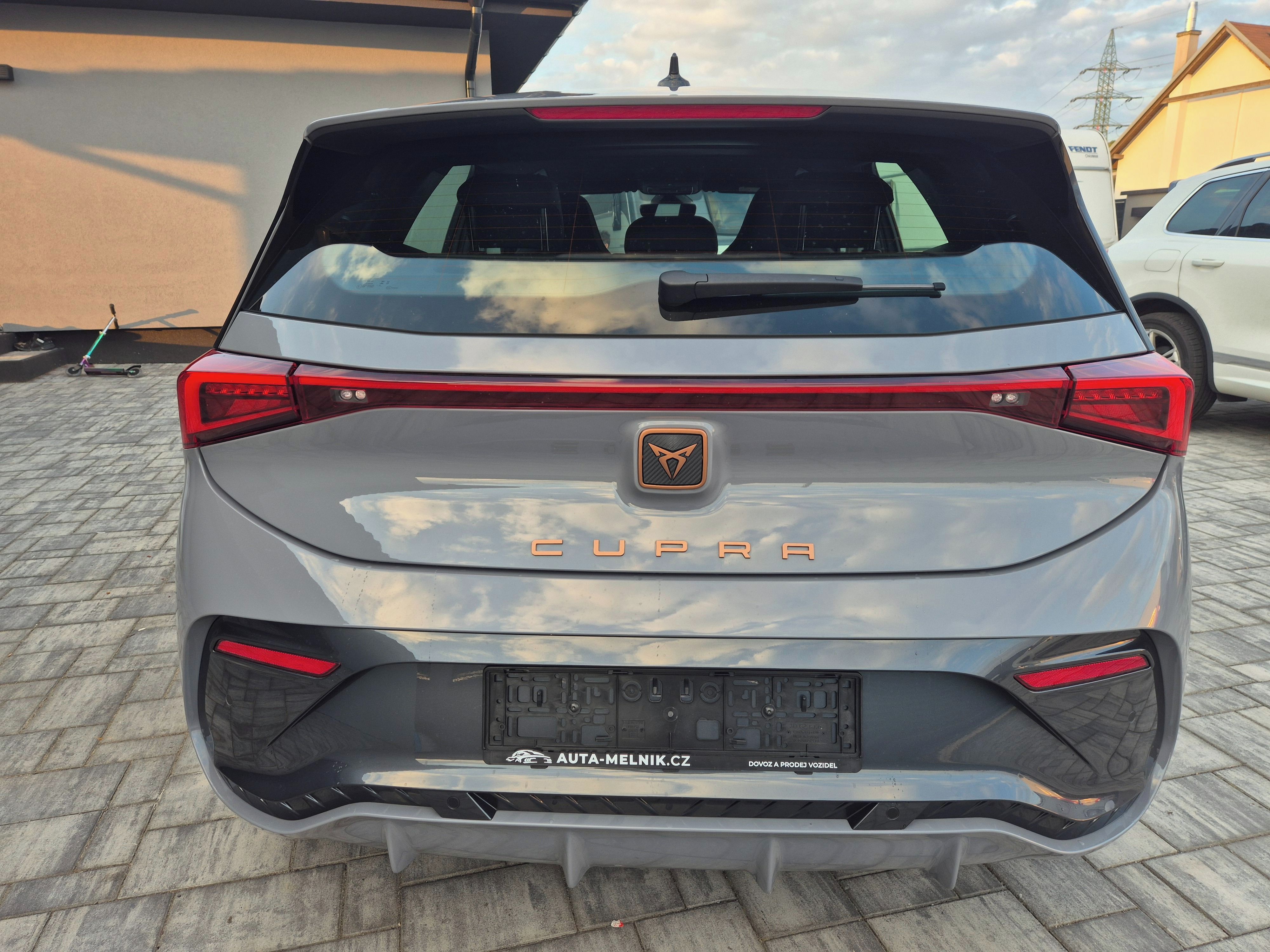 Cupra Born, 150kw 58/62kwh 2024 SOH 96.3% - fotka 6