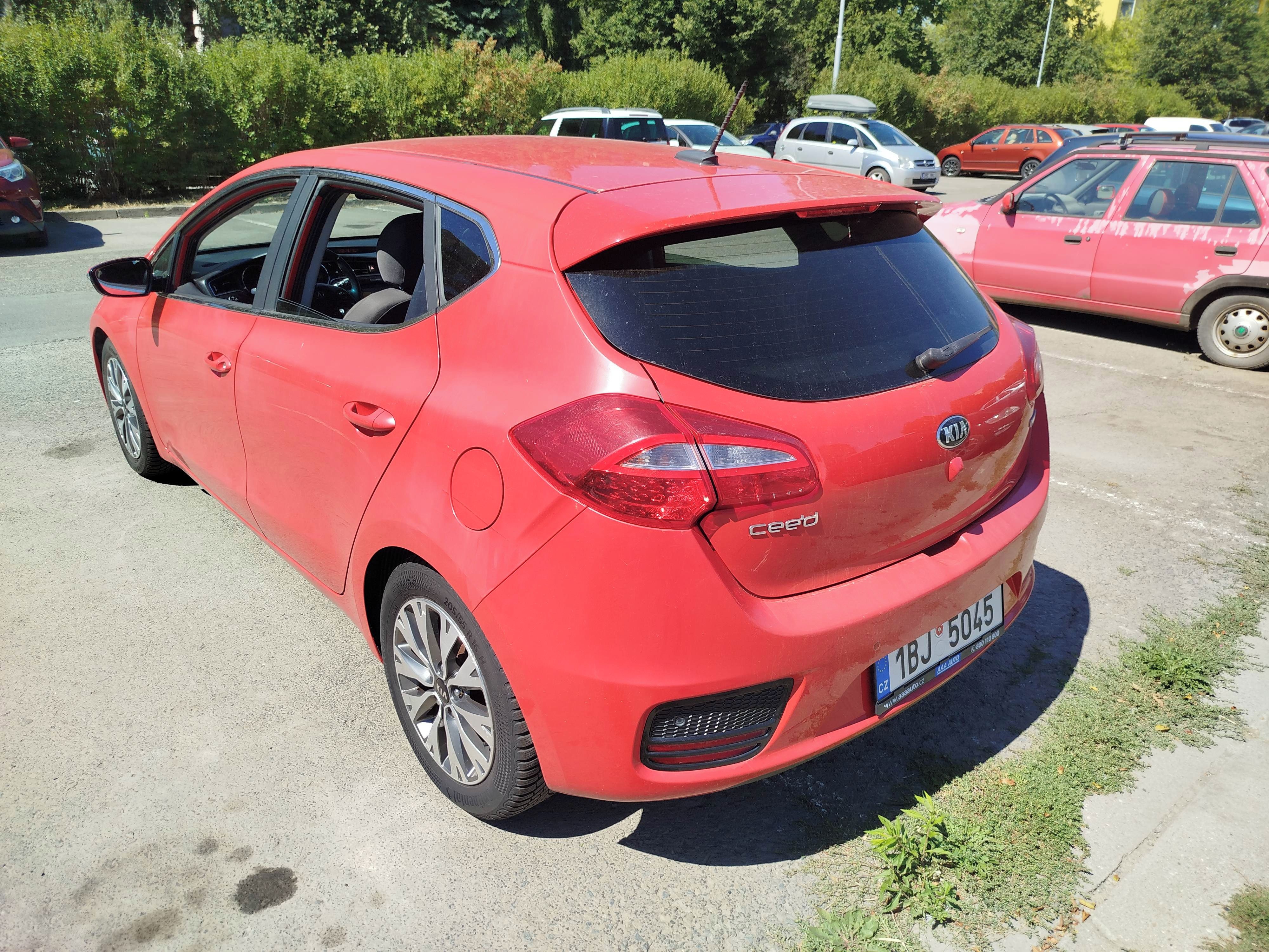Kia Cee´d, 1.6 GDI - pravidelný servis - fotka 4