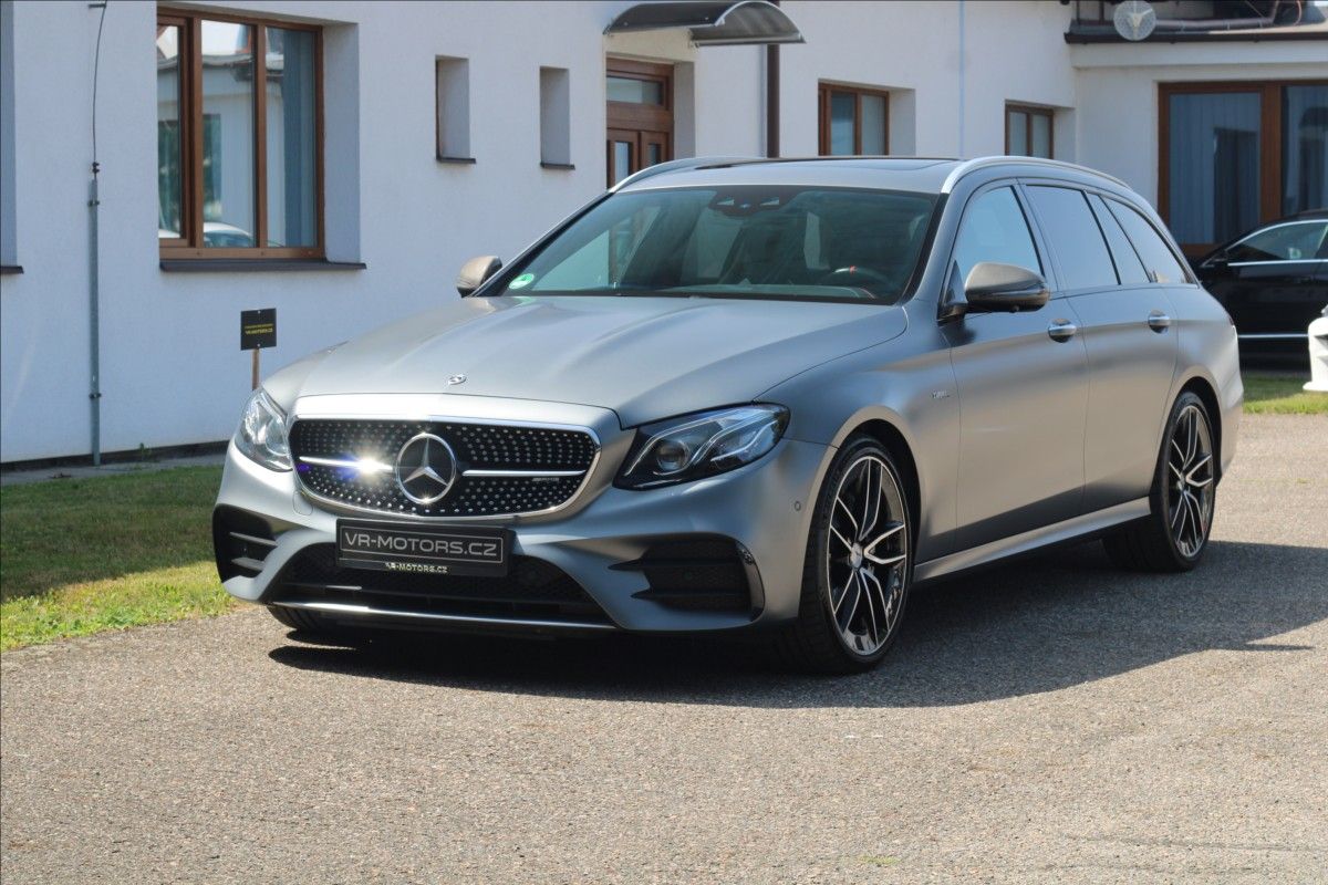 Mercedes-Benz Třídy E, 3,0   E53 AMG 4Matic+ - fotka 5