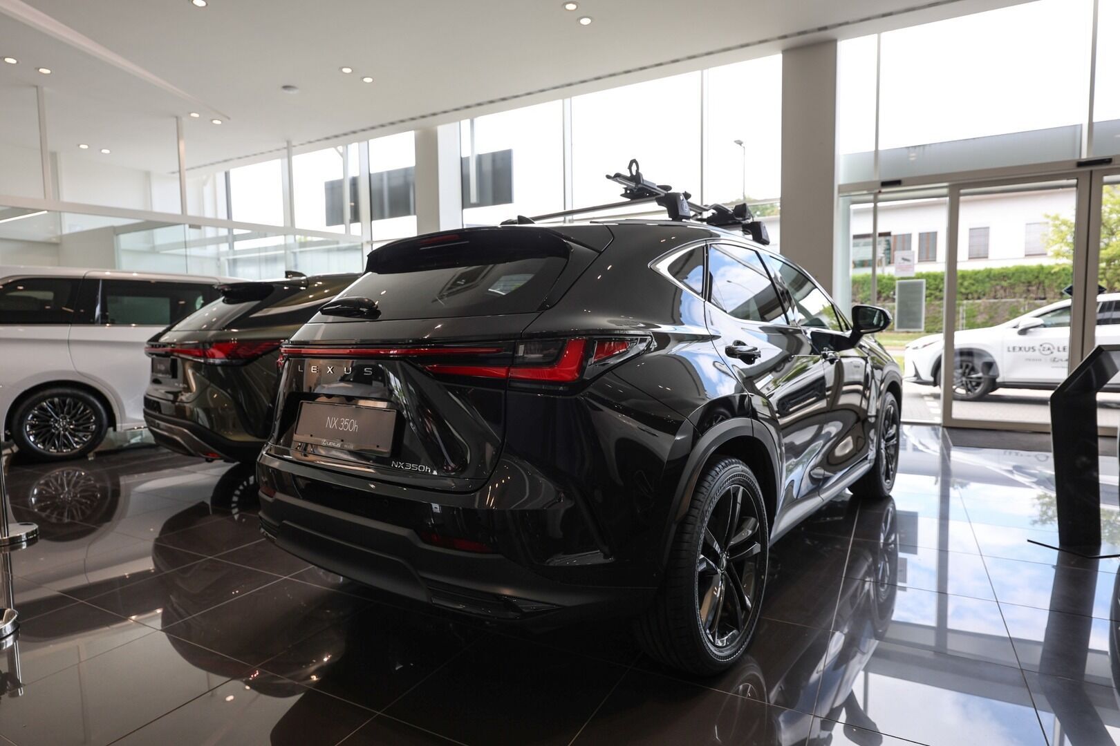 Lexus NX 350h, 350h 2.5 HEV PRESTIGE - fotka 4