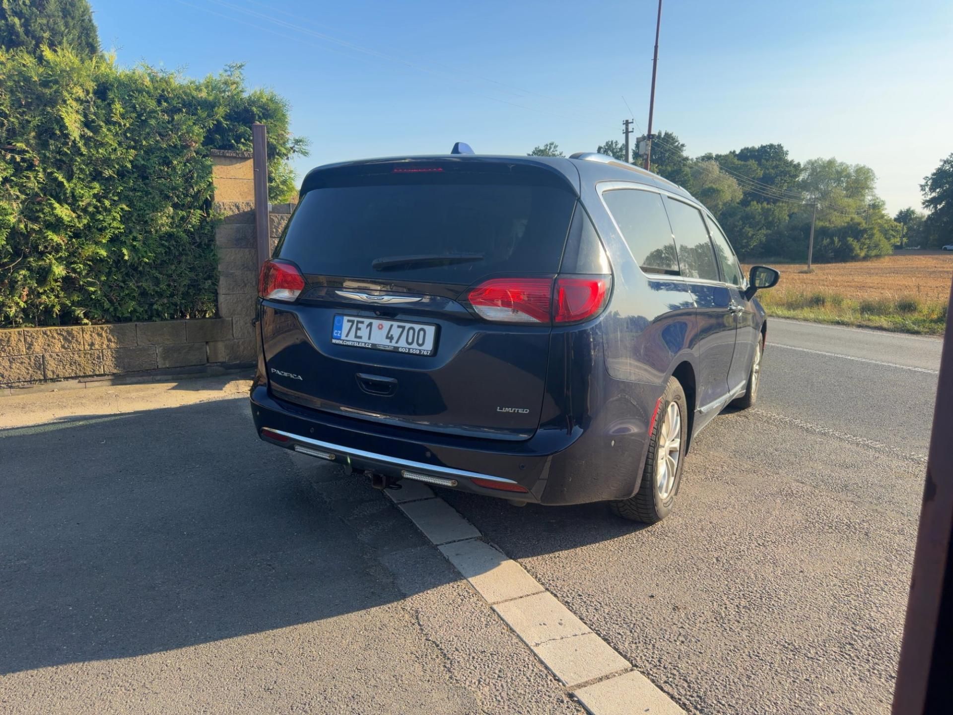 Chrysler Pacifica, 3,6 Limited LPG Radar 360 2018 - fotka 4