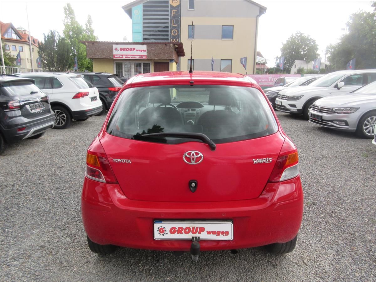 Toyota Yaris, 1,3 VVTi Automat - fotka 5