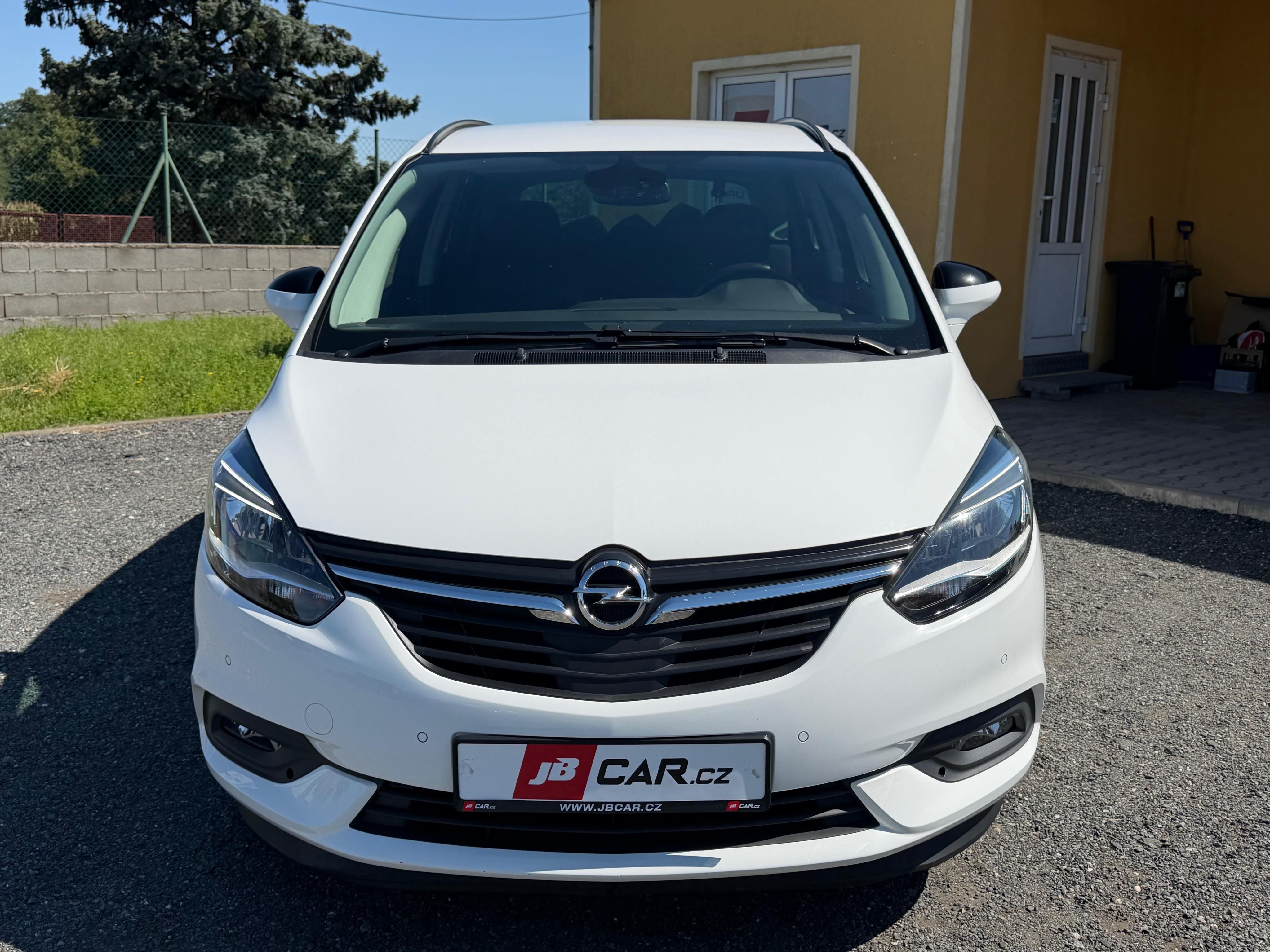 Opel Zafira, TOURER 1.6 CDTI 99KW 1.MAJITEL - fotka 6