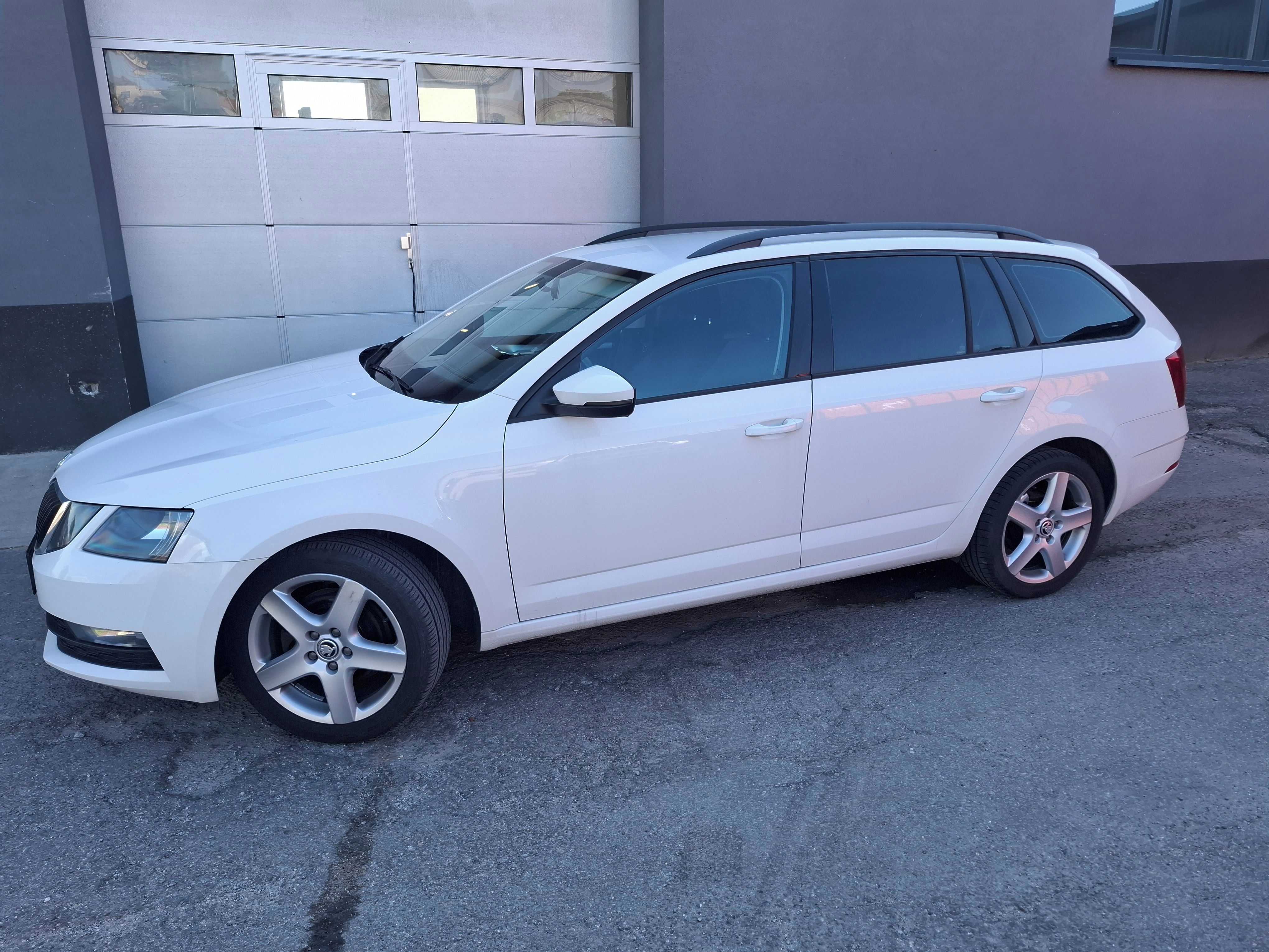 Škoda Octavia, III 1.6TDi 85kW PLNÝ SERVIS - fotka 2