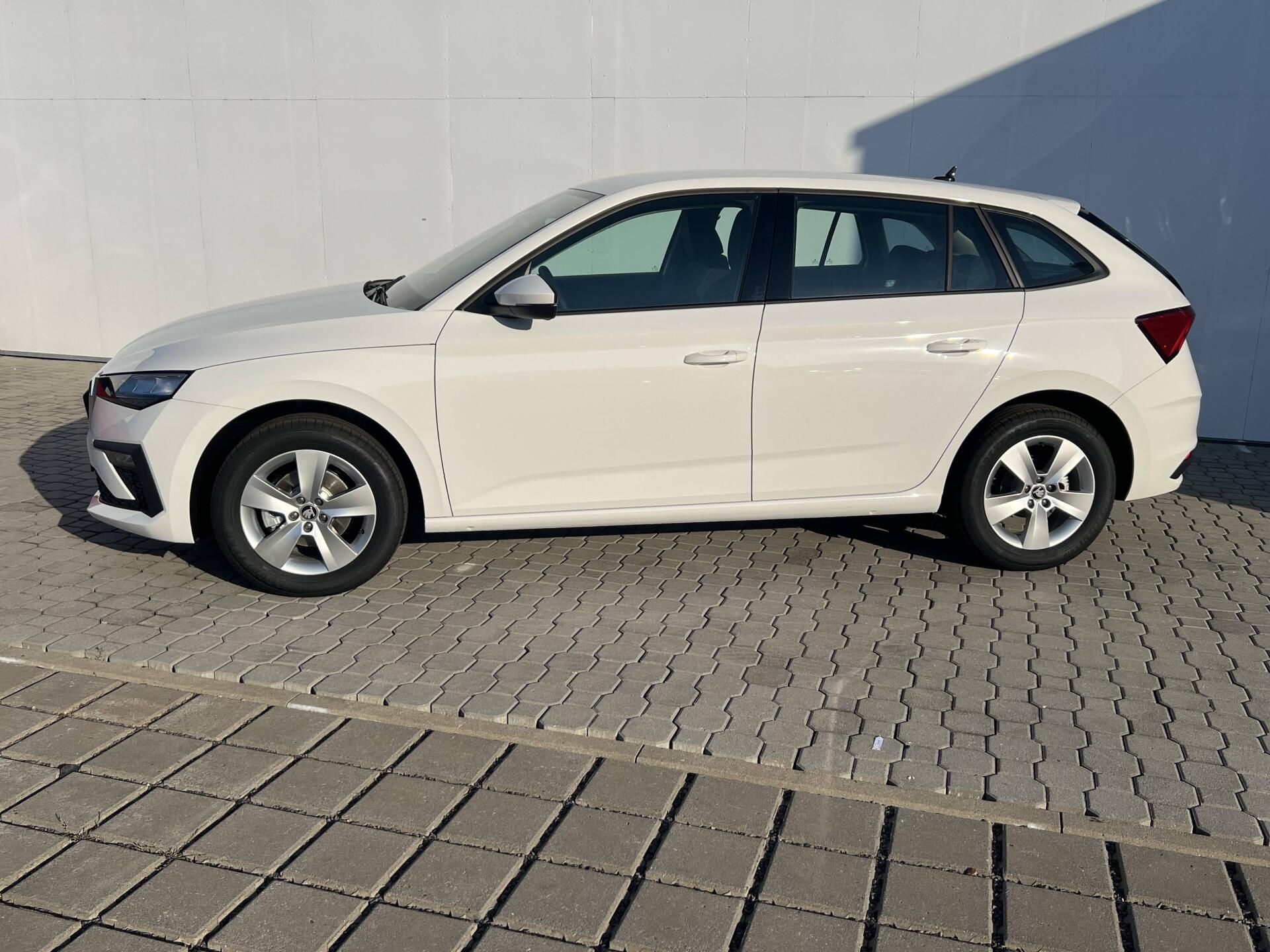 Škoda Scala, Classic 6MP 1,0TSI - fotka 2