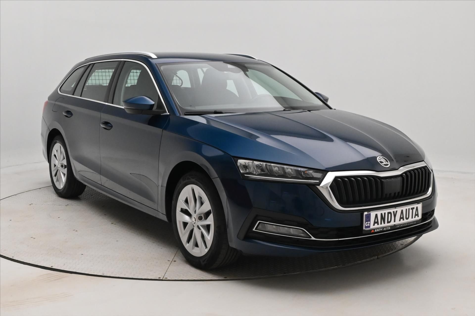 Škoda Octavia, 2,0 TDI 110kW DSG Style Záruka - fotka 3