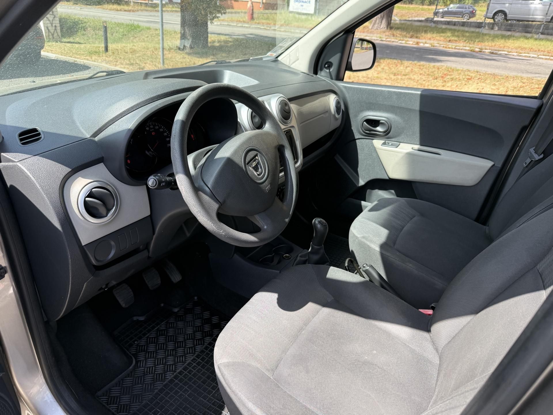 Dacia Lodgy, 1.6i - fotka 6