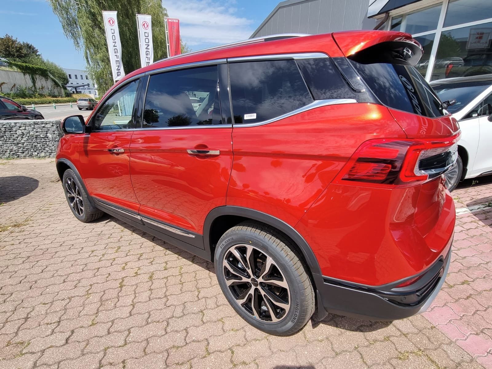 Dongfeng T5, FORTHING T5 Exclusive - fotka 2