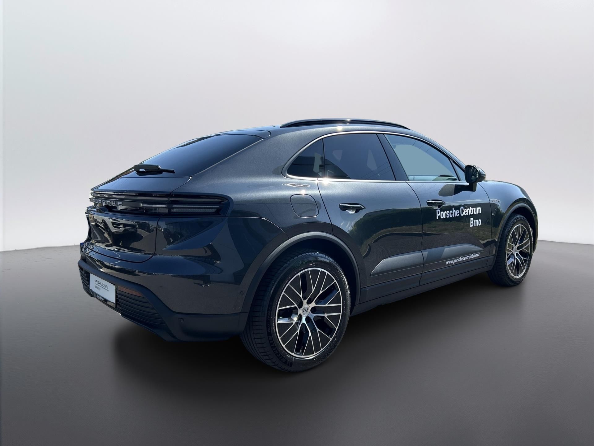 Porsche Macan, 4 - fotka 5