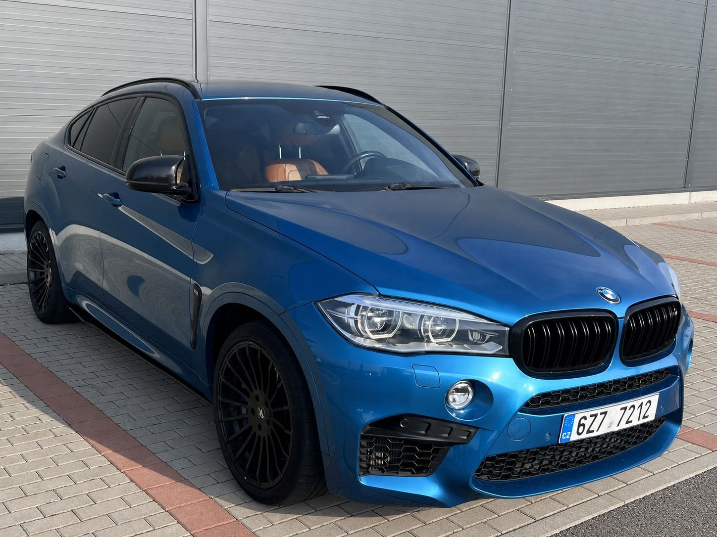 BMW X6, BMW X6, M 4.4 V8 423 kW-Akrapo - fotka 3