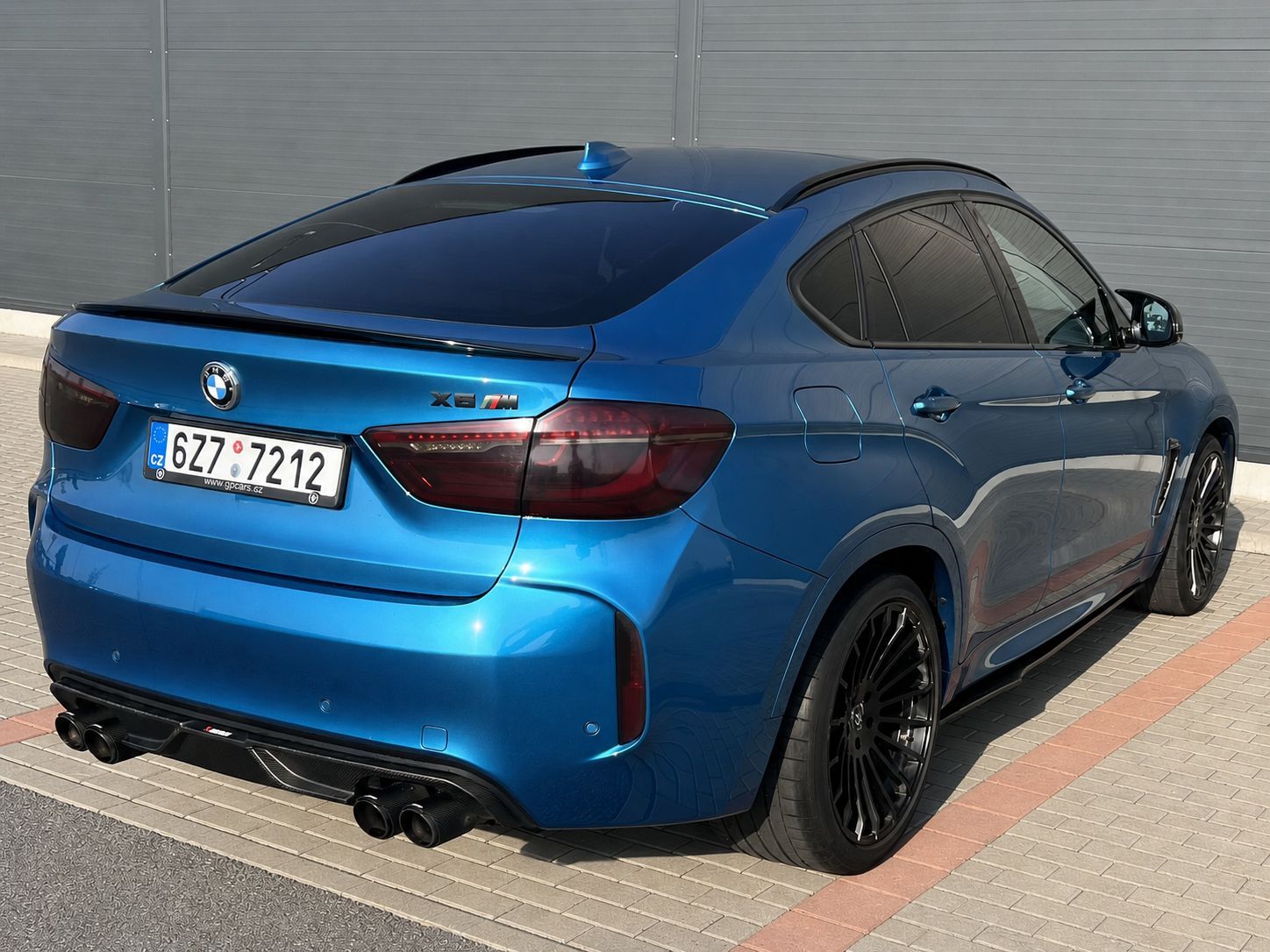BMW X6, BMW X6, M 4.4 V8 423 kW-Akrapo - fotka 4