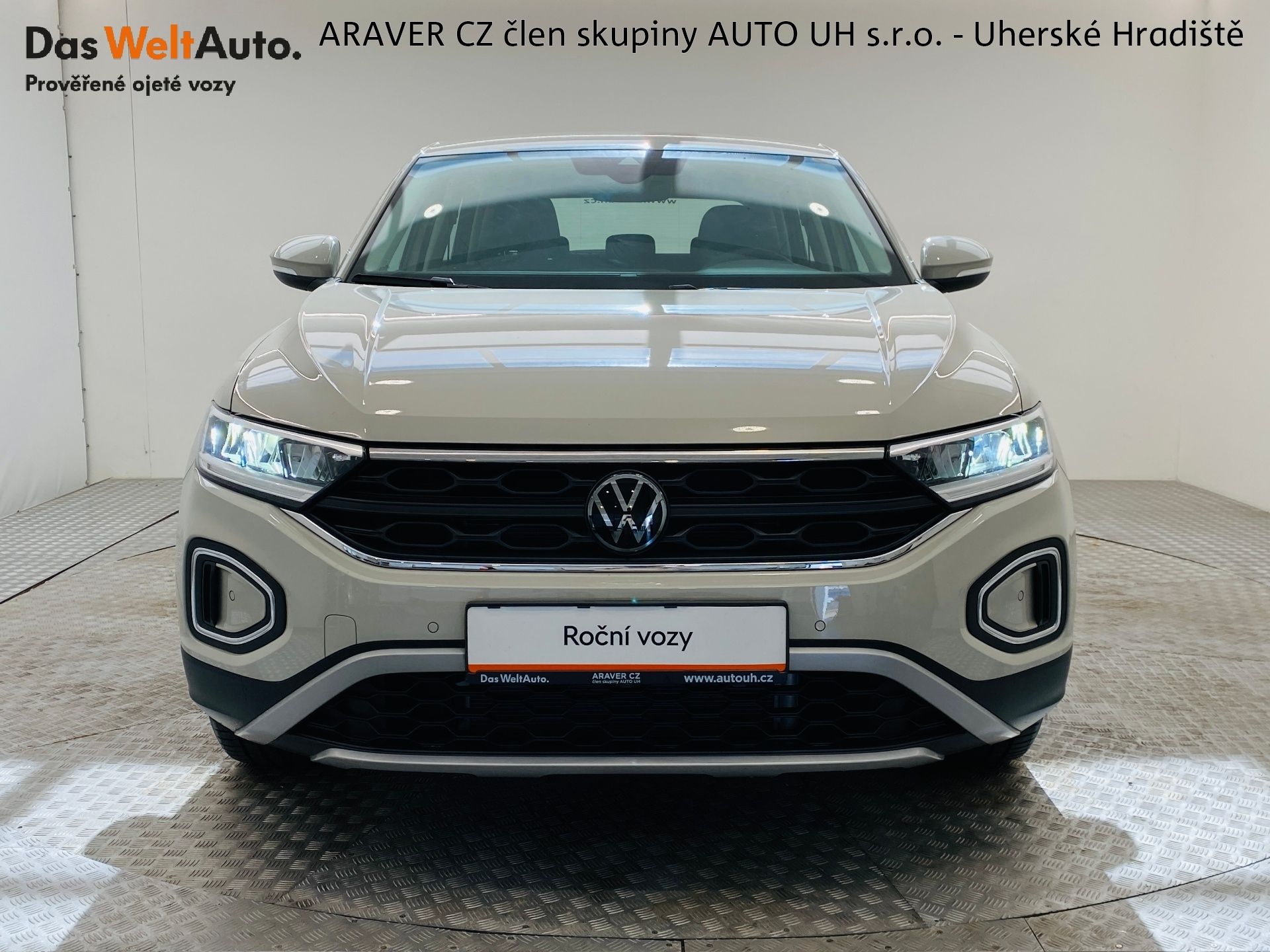 Volkswagen T-Roc, 1,0 TSI 85 KW - fotka 4