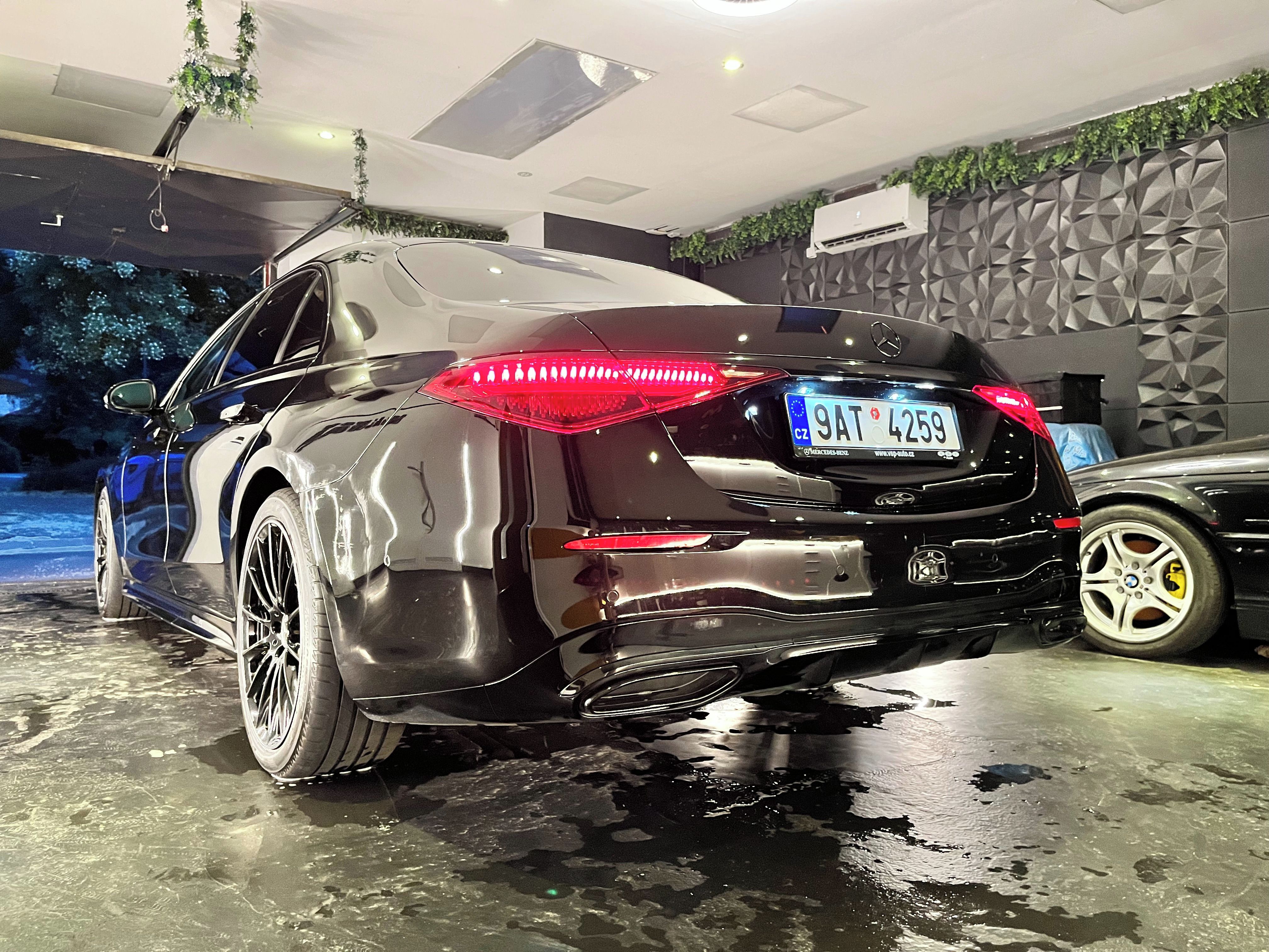 Mercedes-Benz Třídy S, S 400d 4MATIC Long AMG - fotka 2